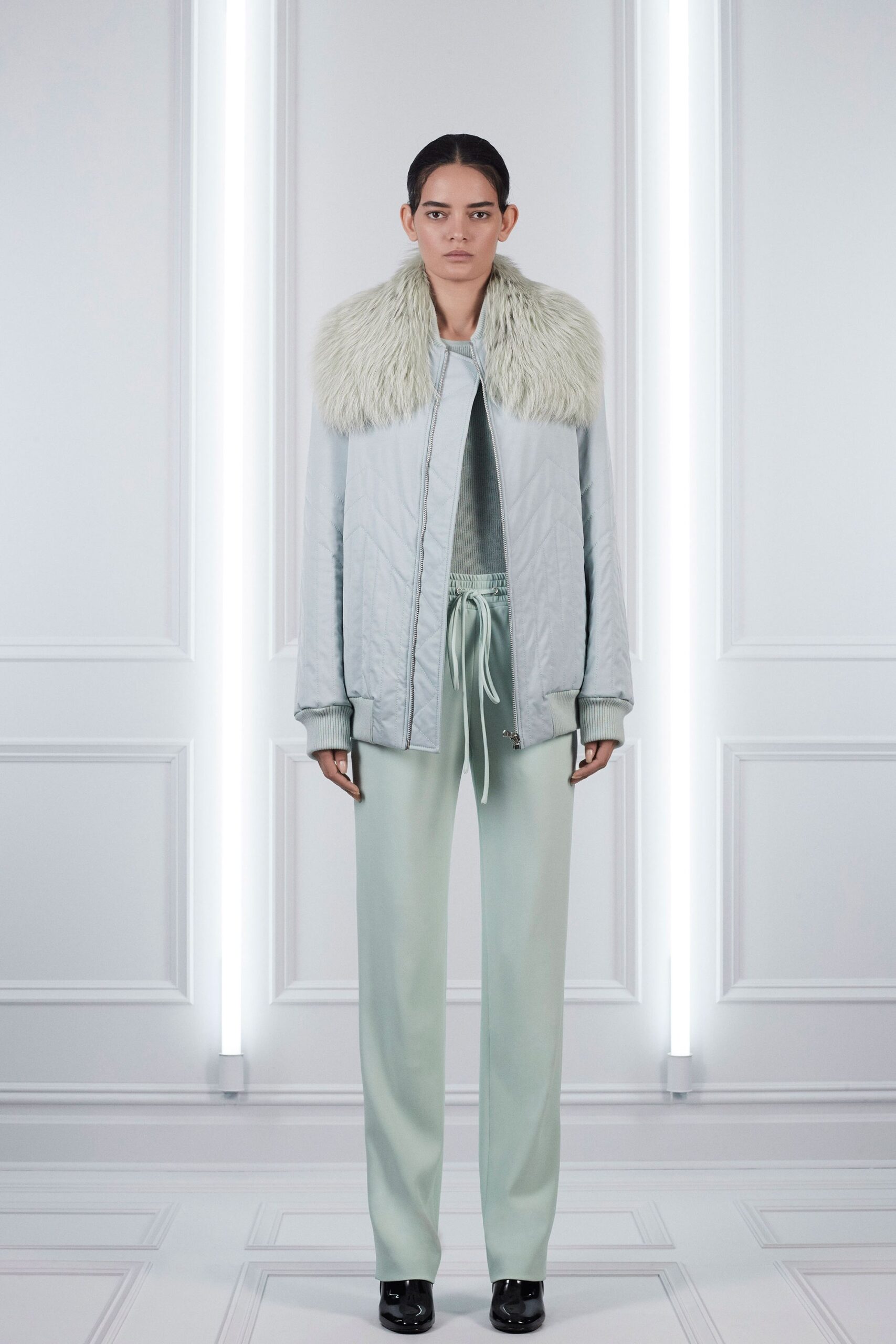 LaPointe Resort 18 Look 12