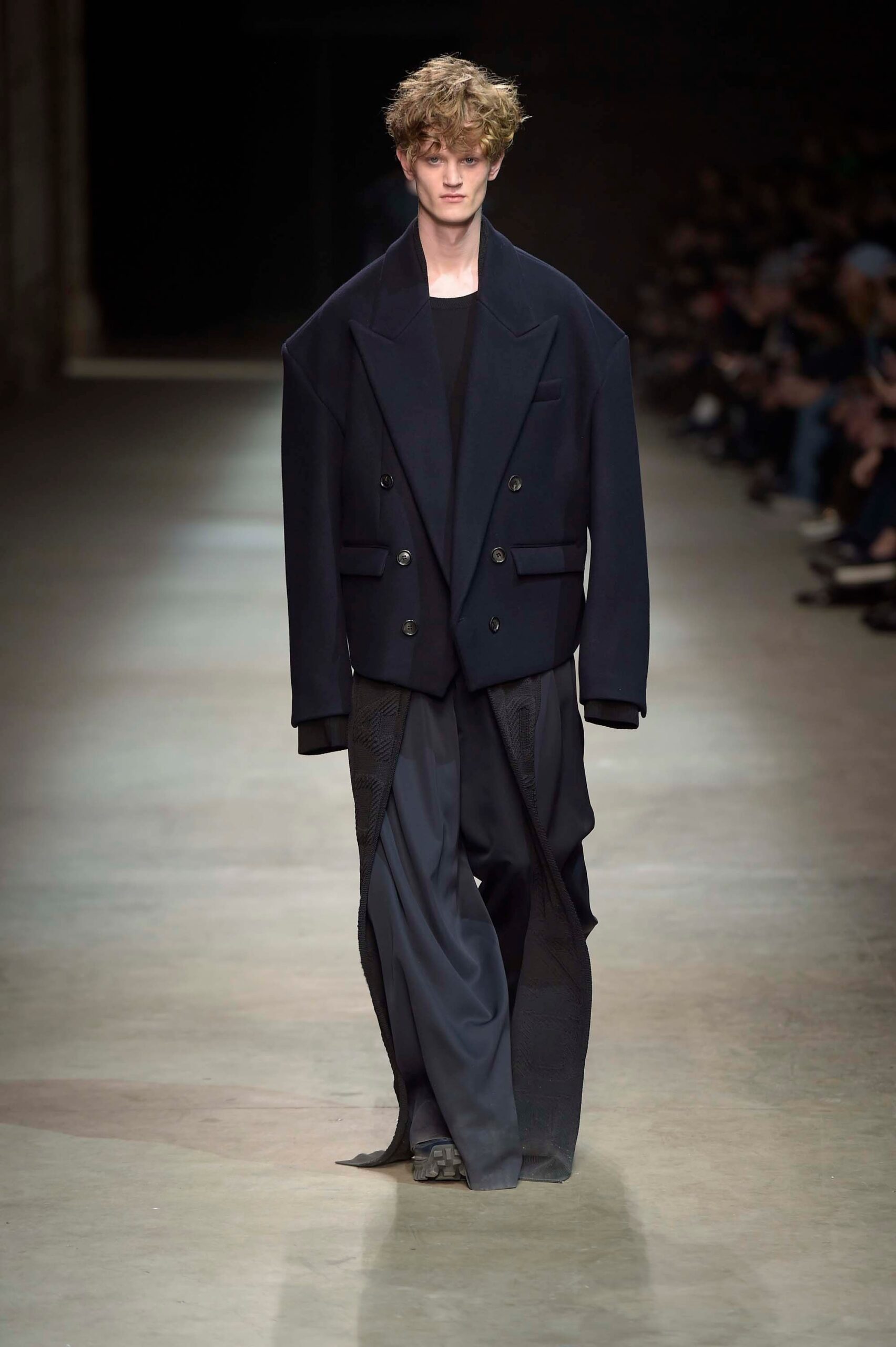 Juun.J F/W 16 Menswear Look 14