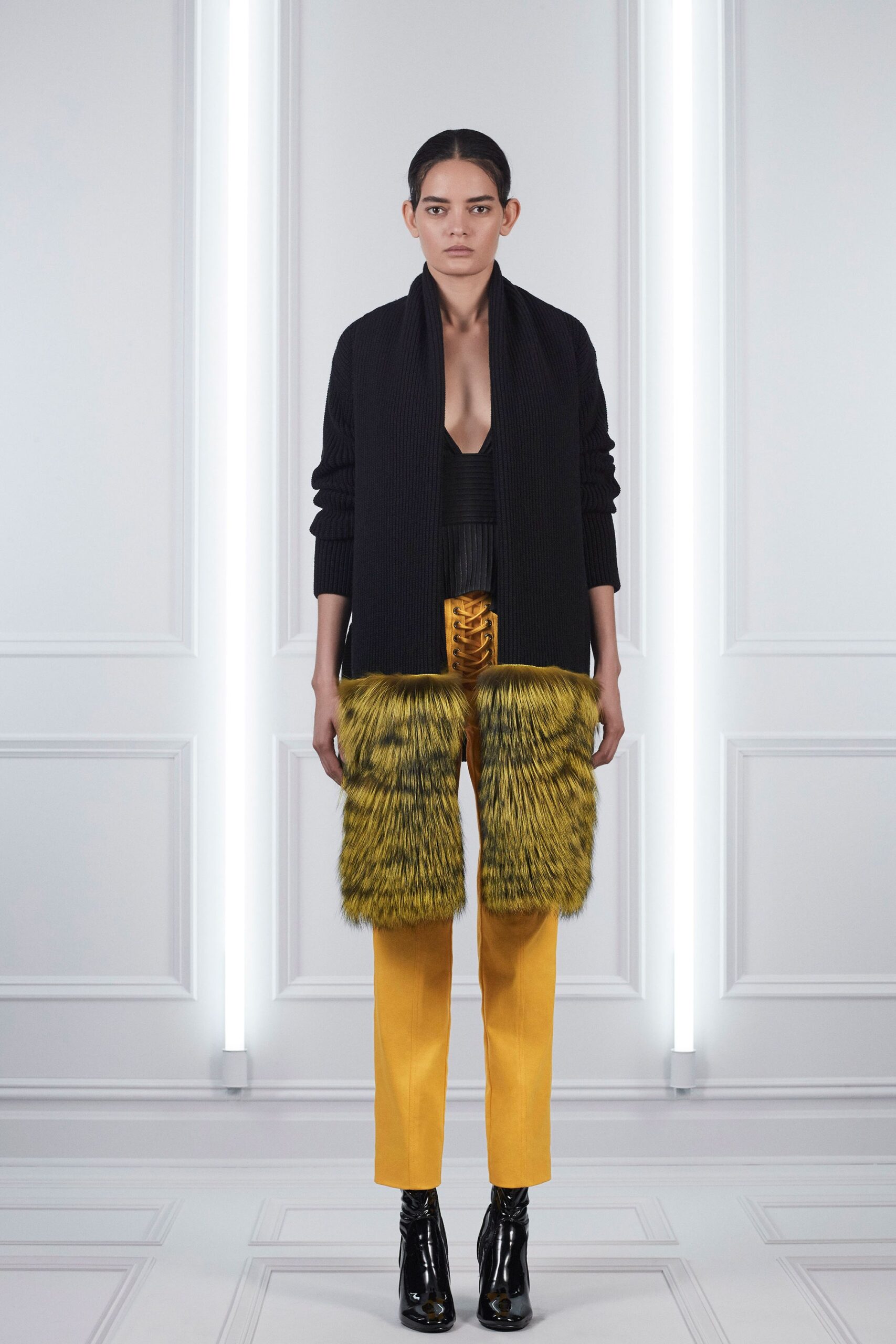 LaPointe Resort 18 Look 17