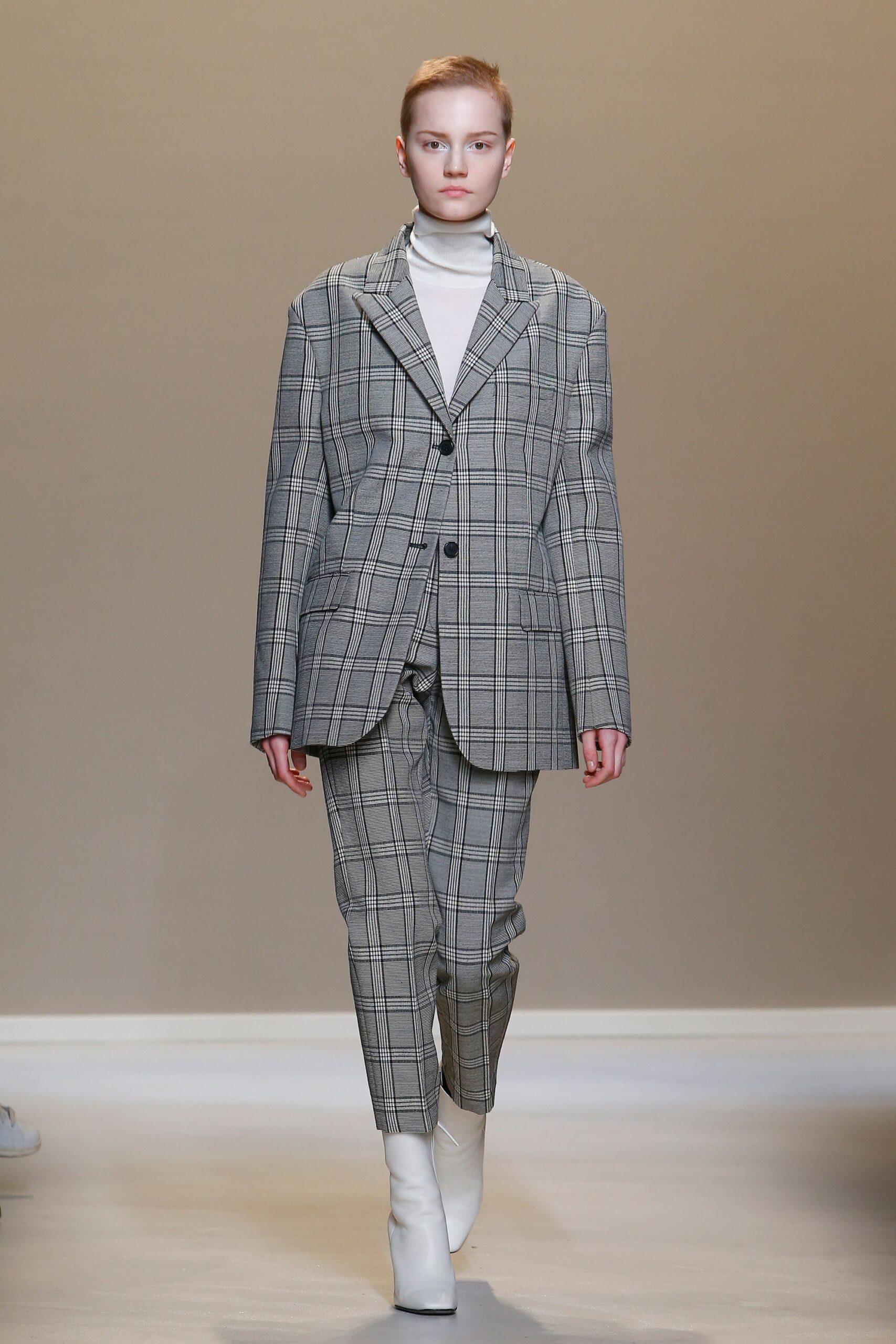 Krizia F/W 17 Look 18