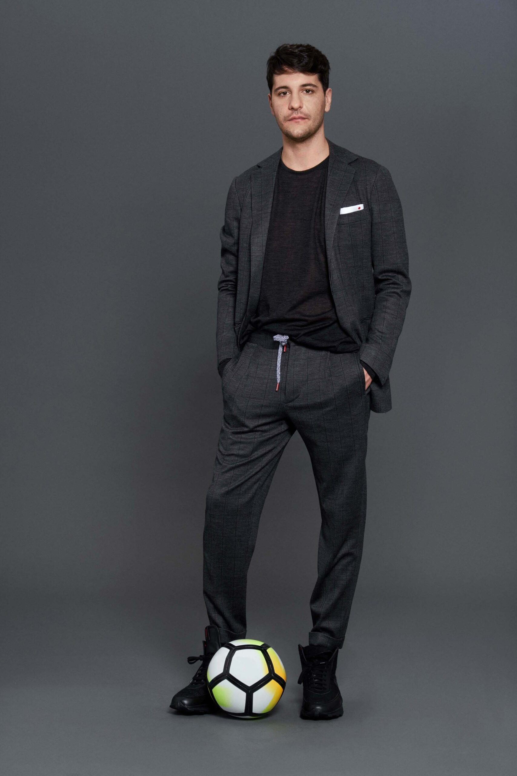 Kiton F/W 18 Menswear Look 19