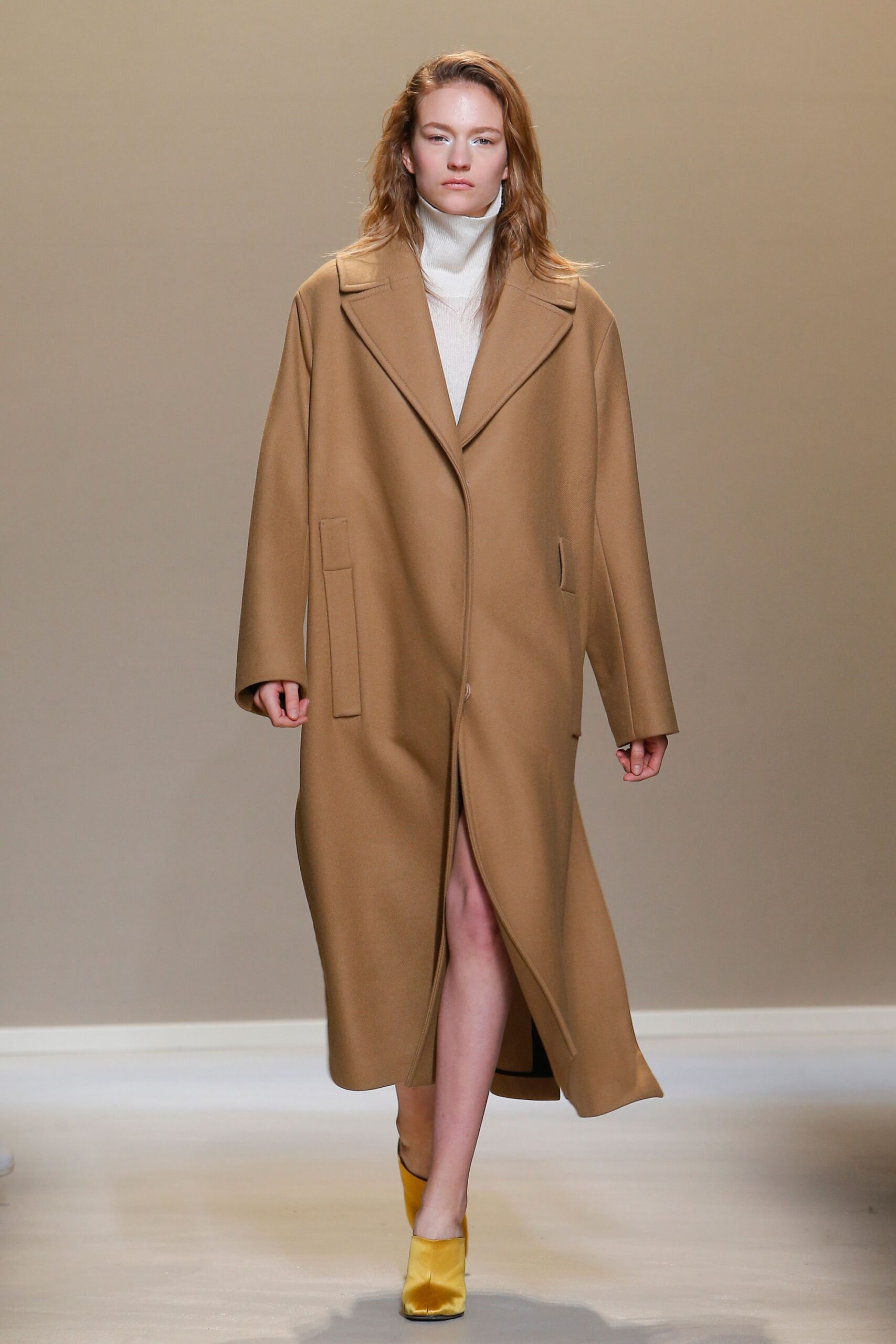 Krizia F/W 17 Look 19