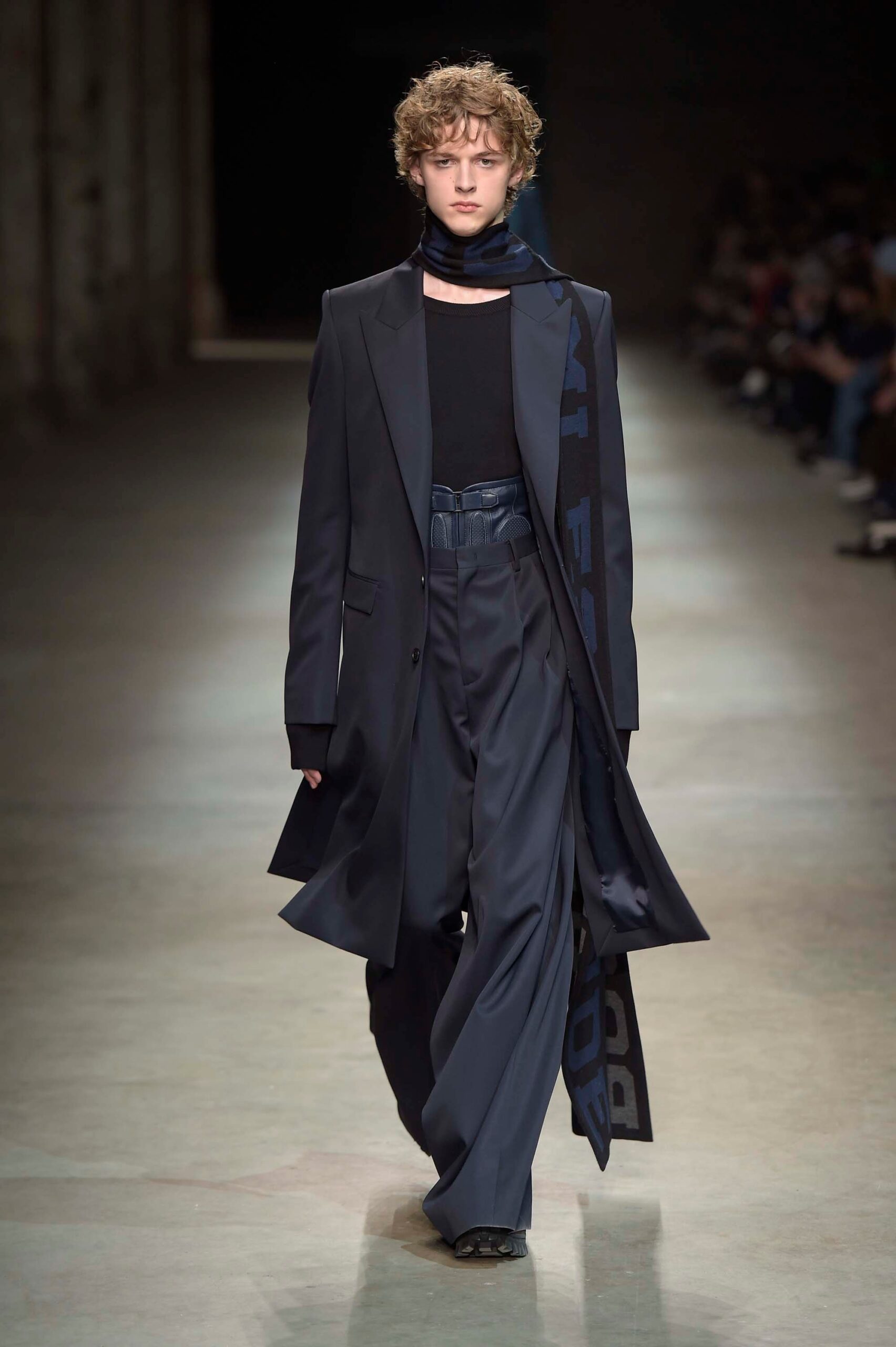 Juun.J F/W 16 Menswear Look 19