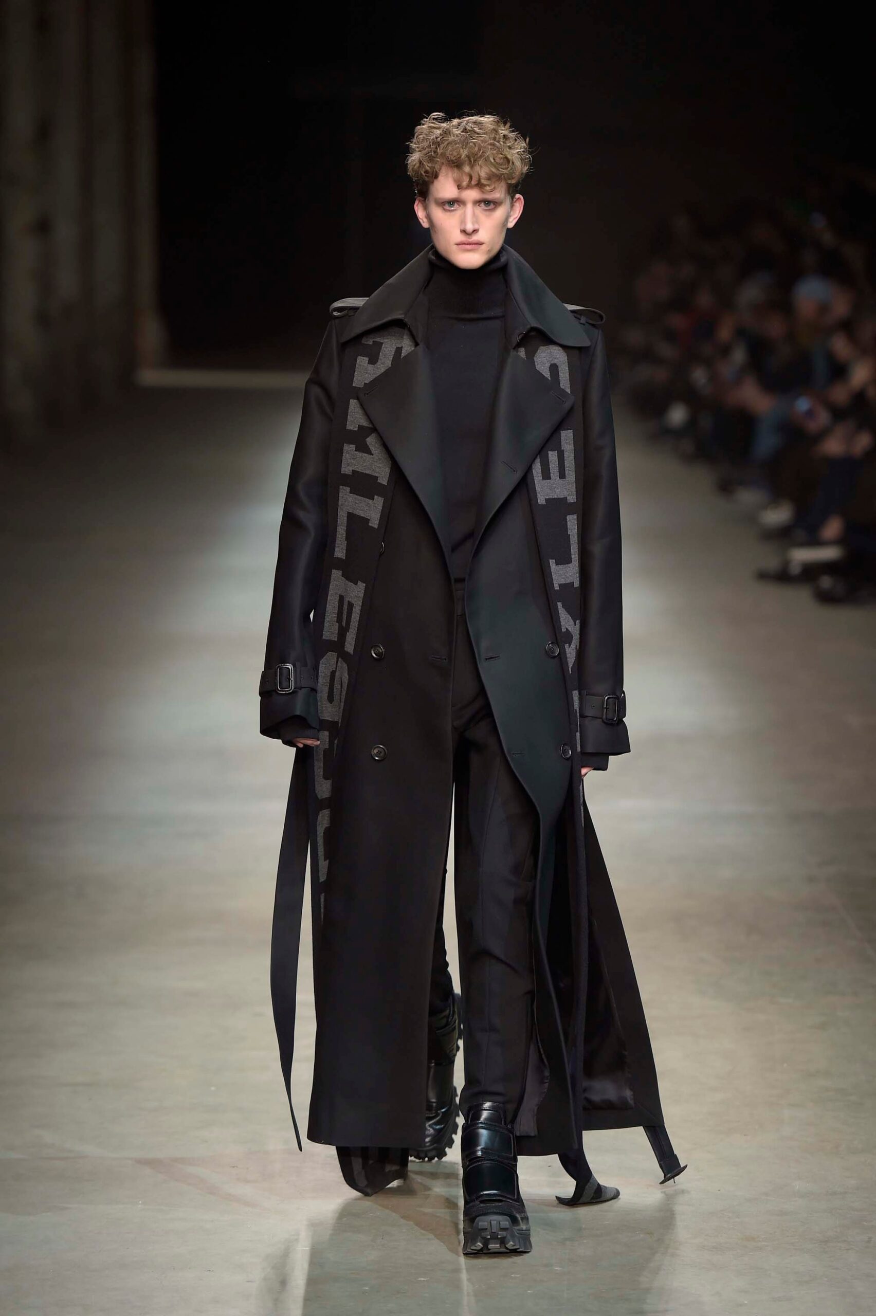 Juun.J F/W 16 Menswear Look 21