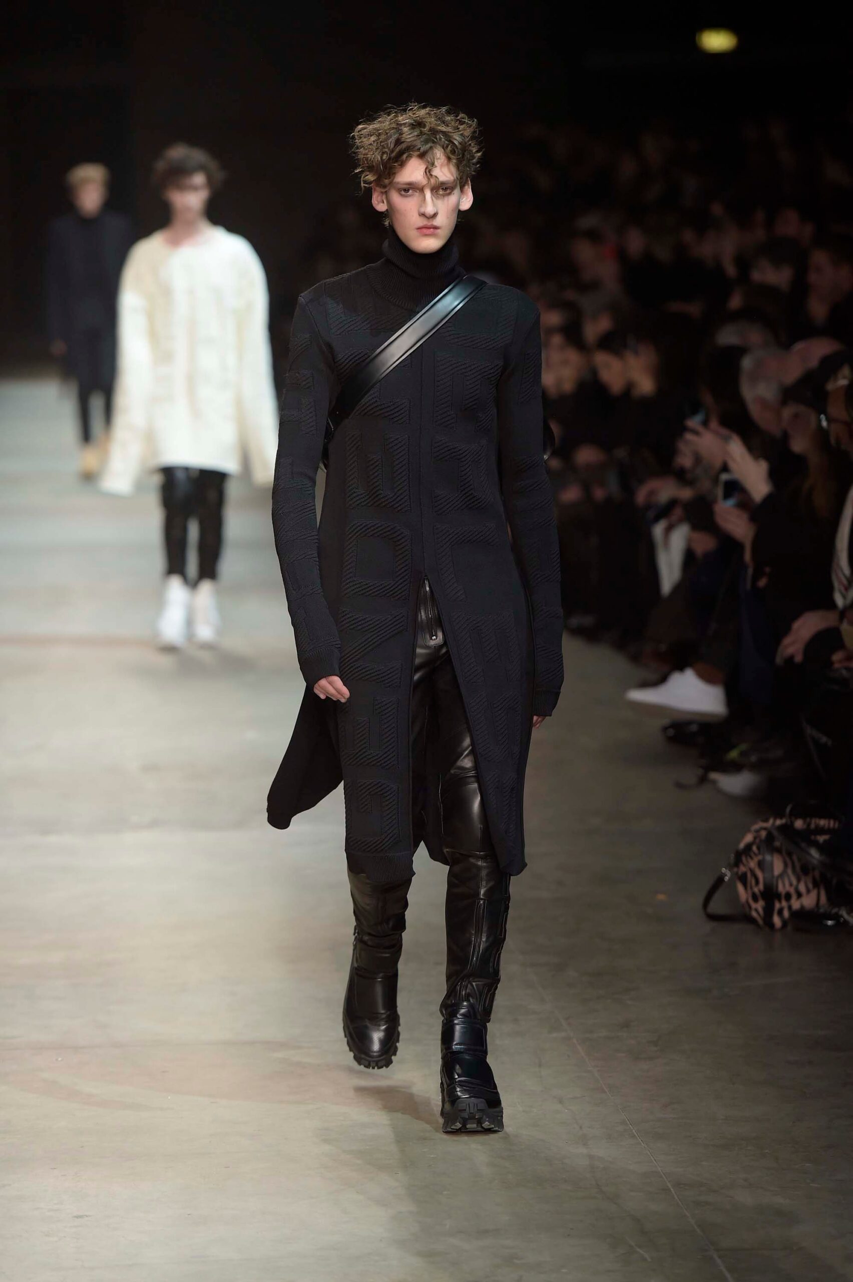 Juun.J F/W 16 Menswear Look 26