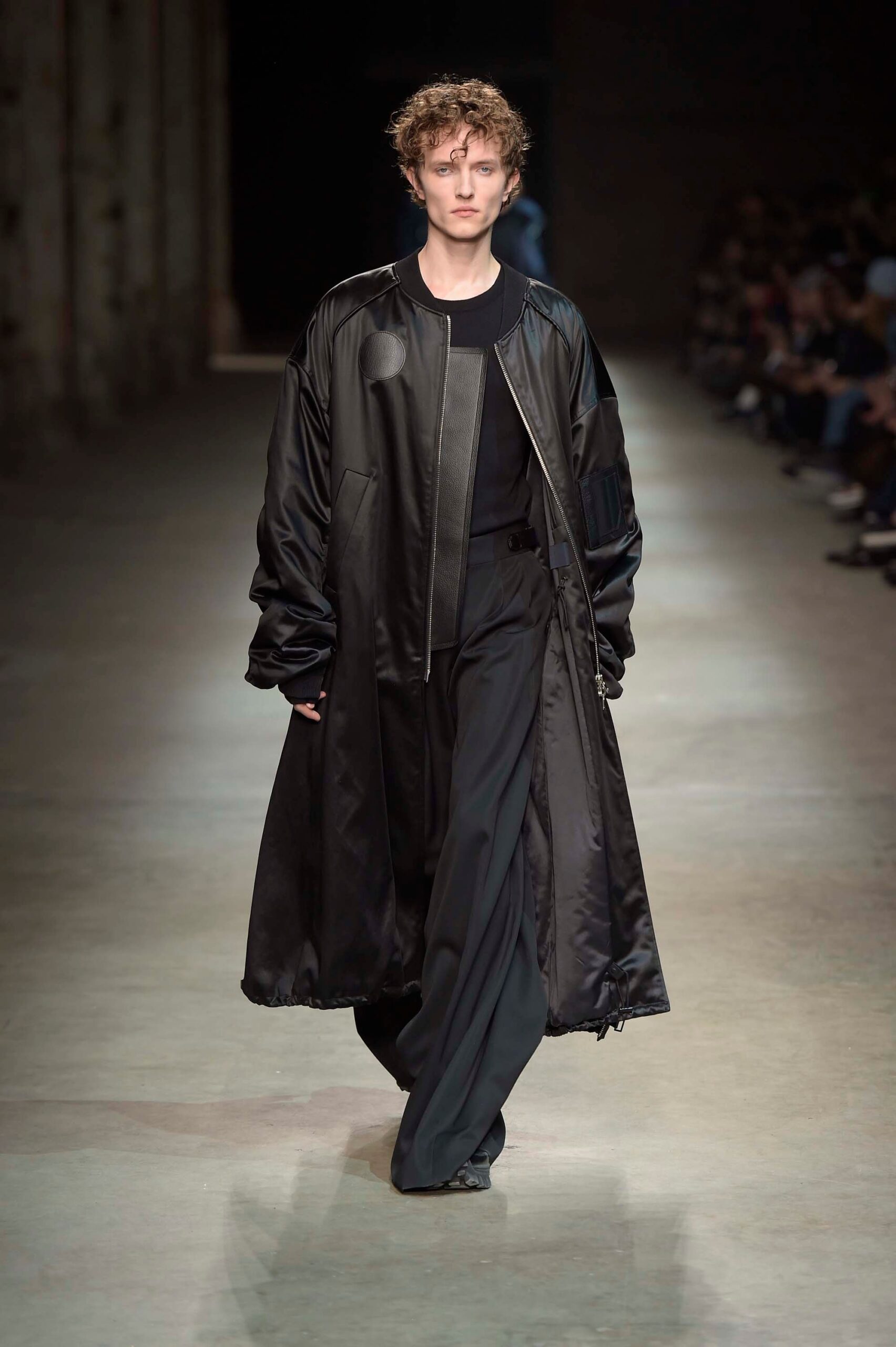 Juun.J F/W 16 Menswear Look 33