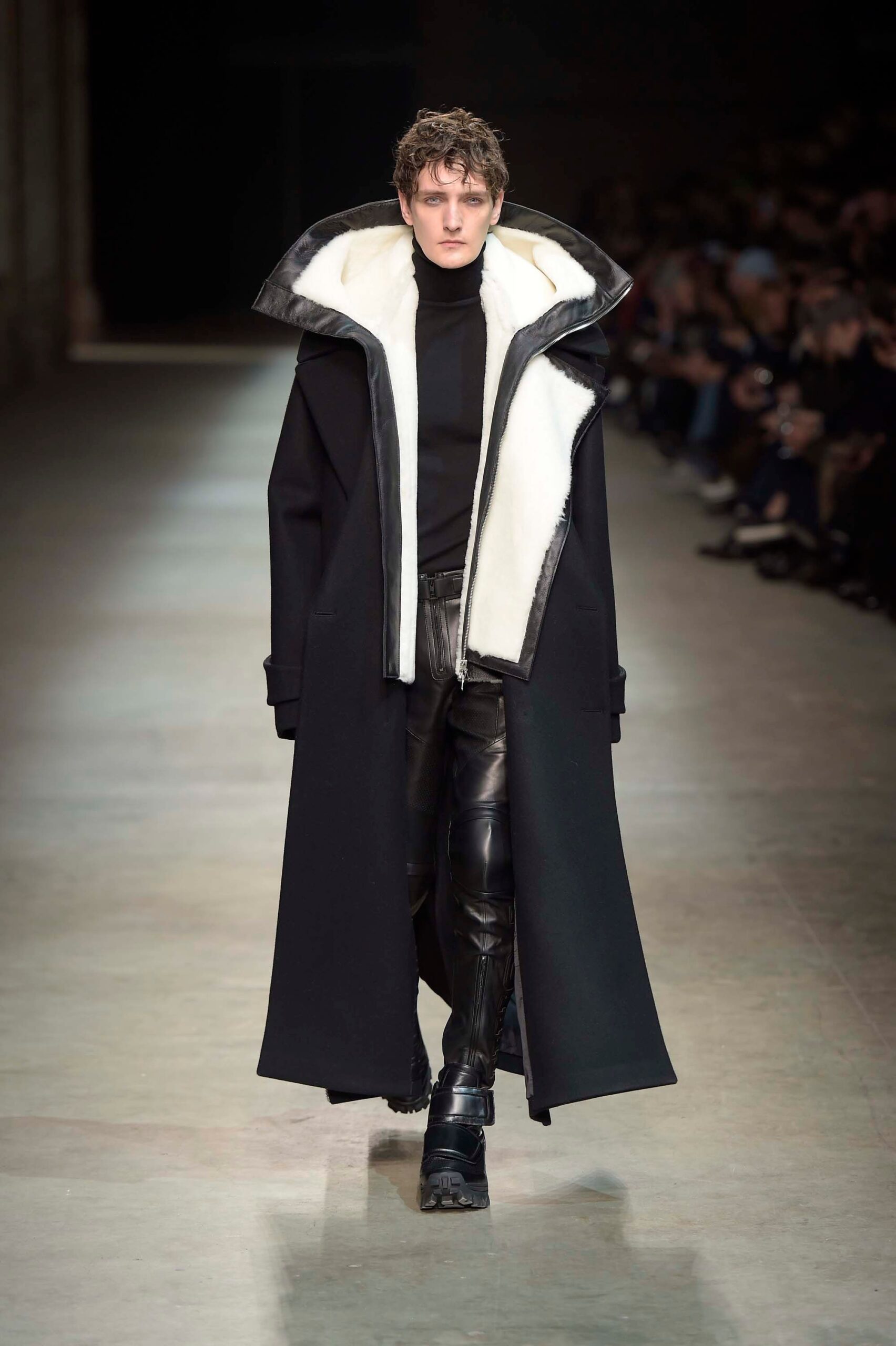 Juun.J F/W 16 Menswear Look 39