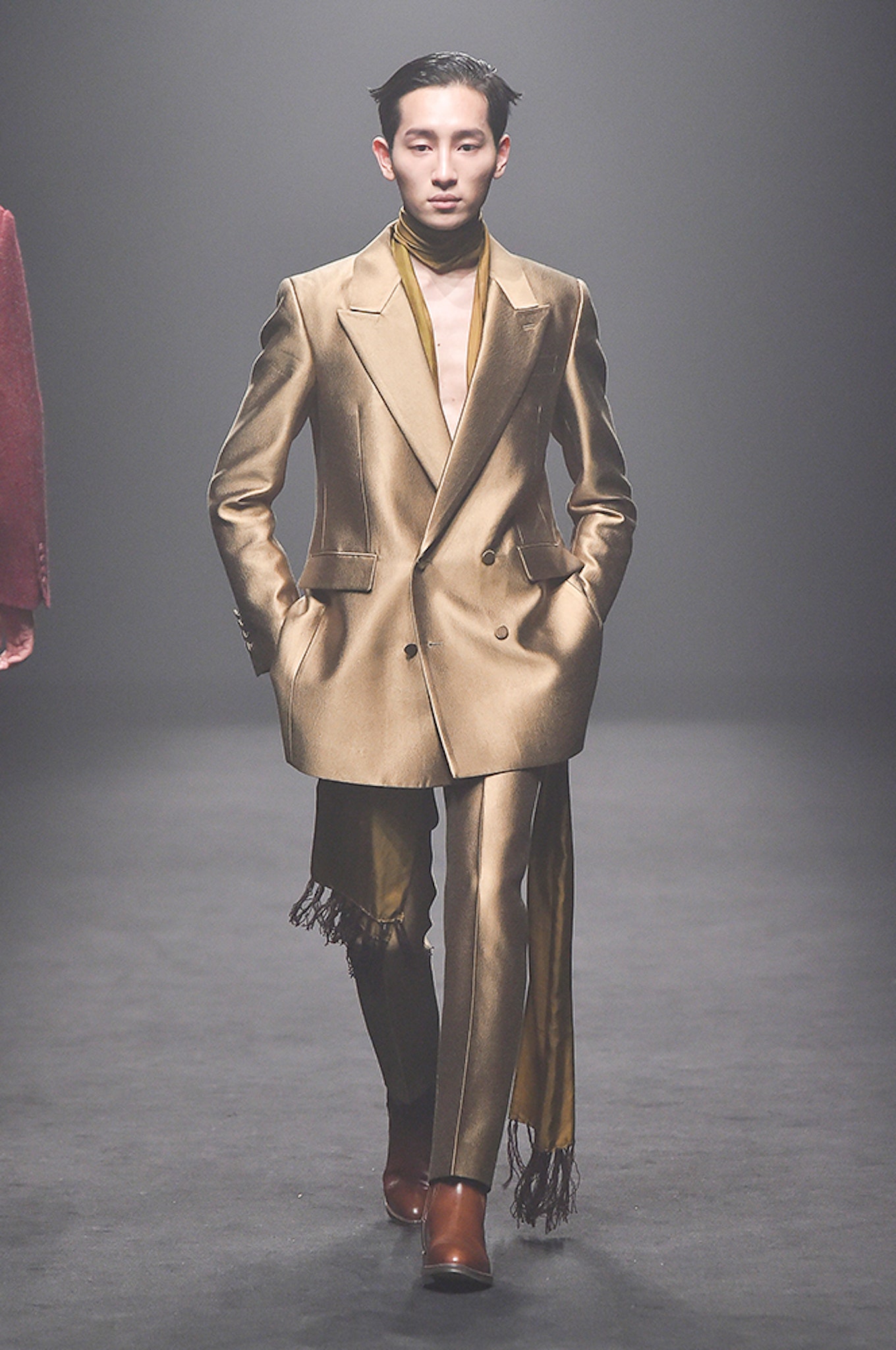 Kim Seo Ryong Seoul F/W 17 Look 10