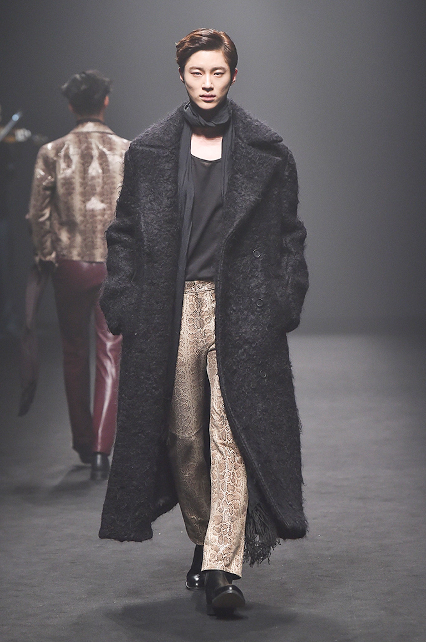 Kim Seo Ryong Seoul F/W 17 Look 39