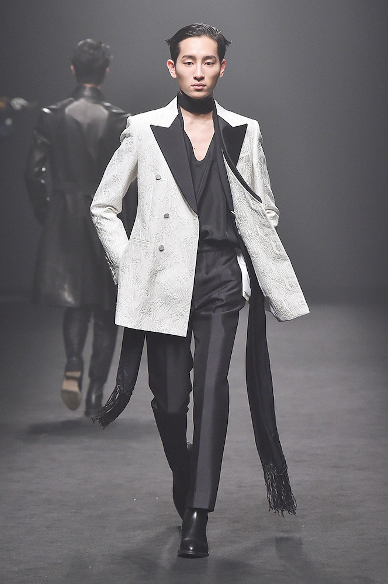 Kim Seo Ryong Seoul F/W 17 Look 41