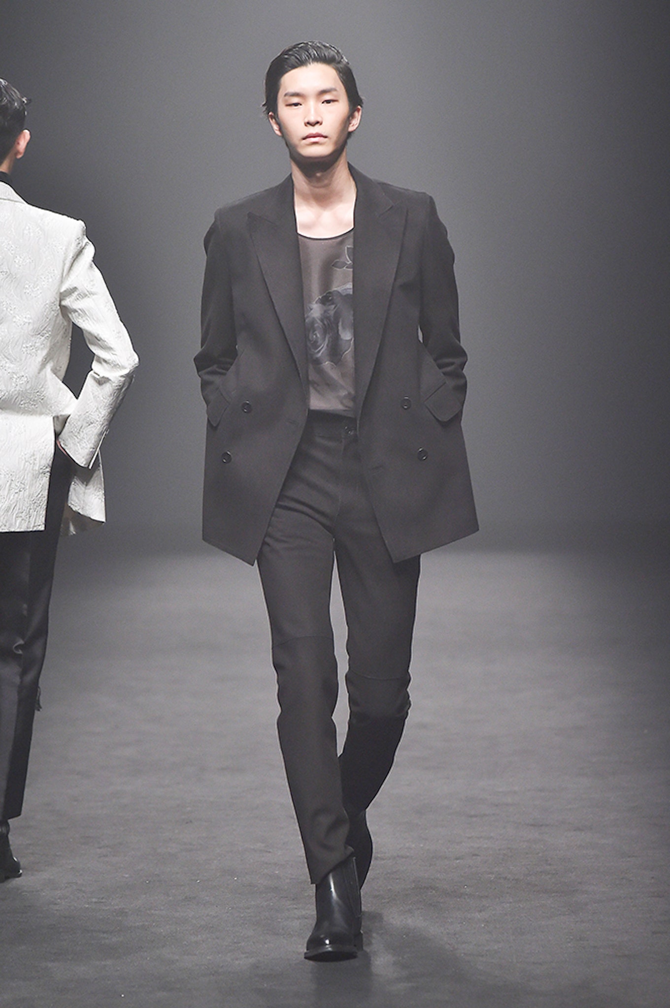 Kim Seo Ryong Seoul F/W 17 Look 42