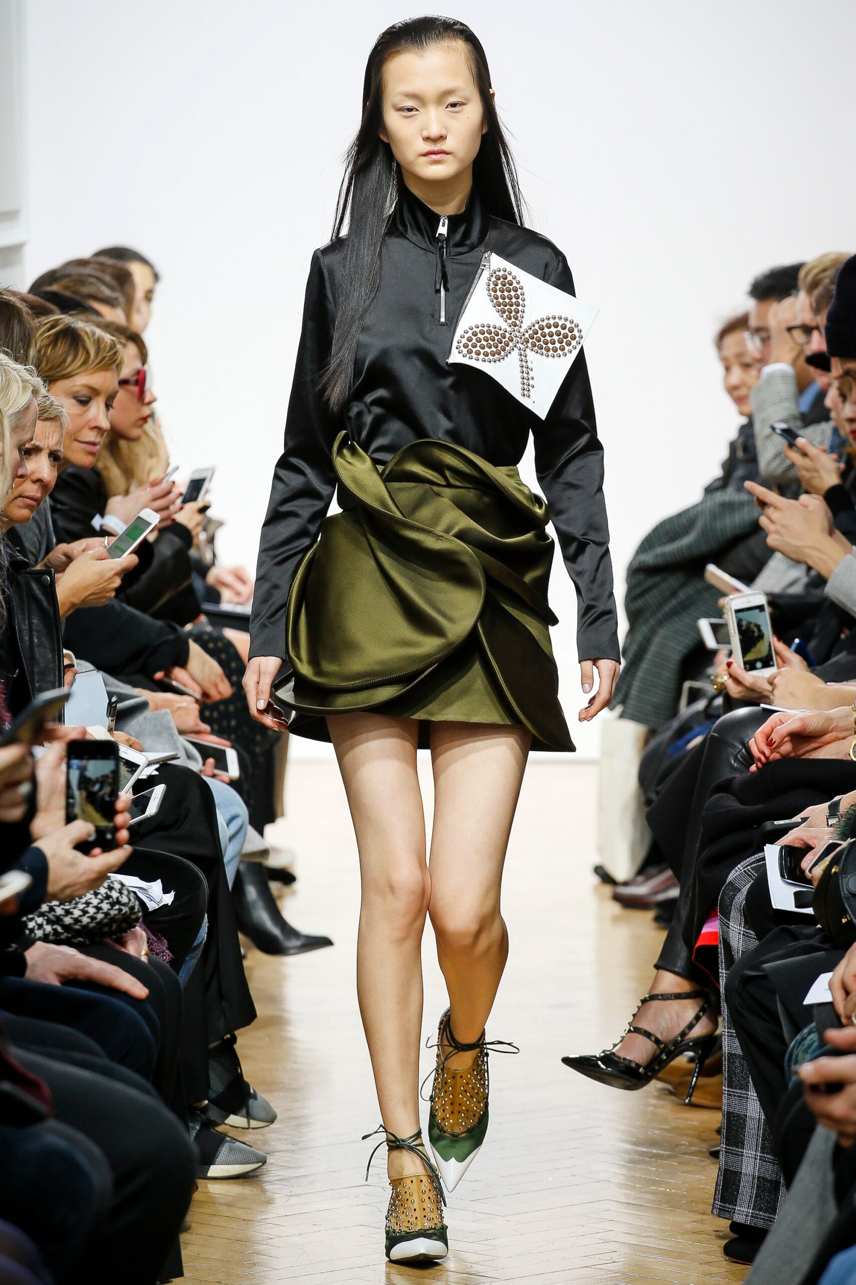 JW Anderson F/W 16 Look 23