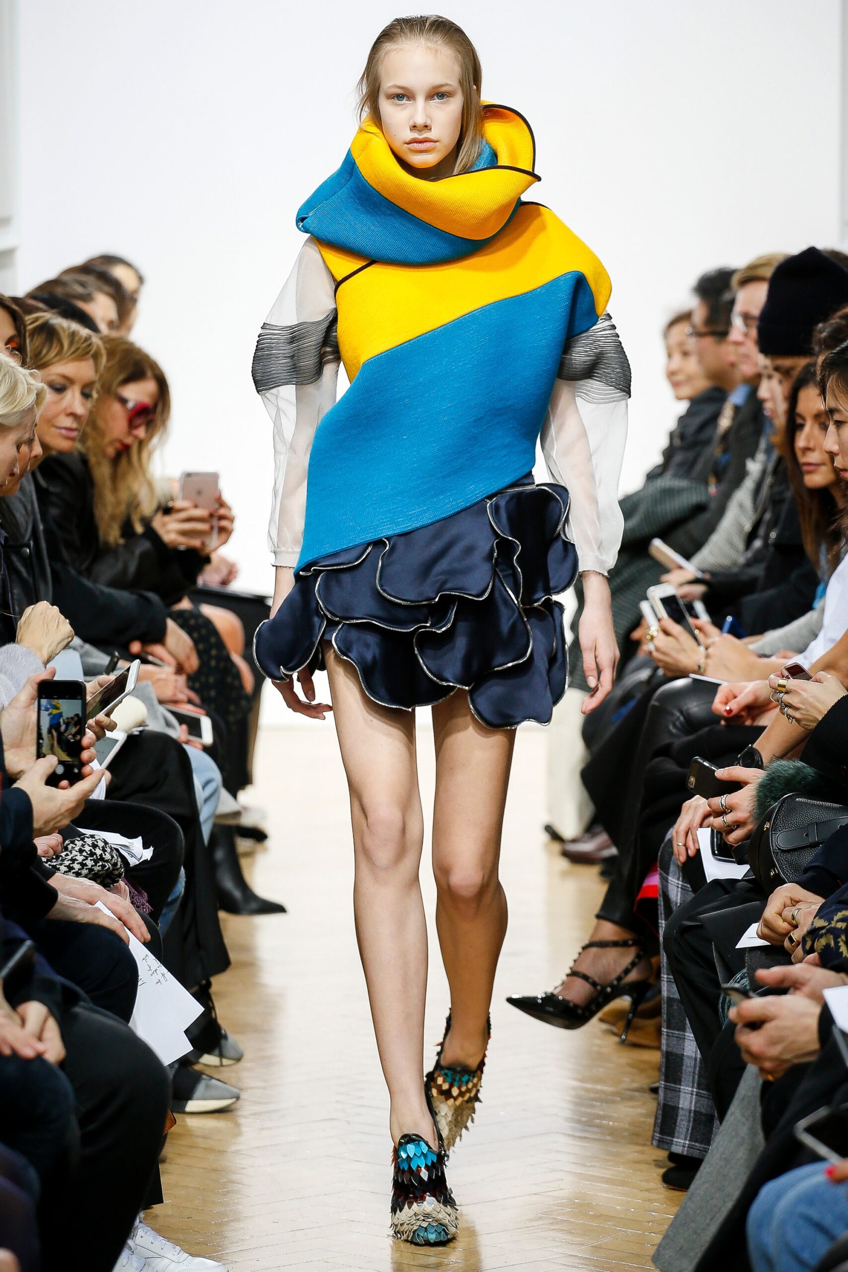 JW Anderson F/W 16 Look 26