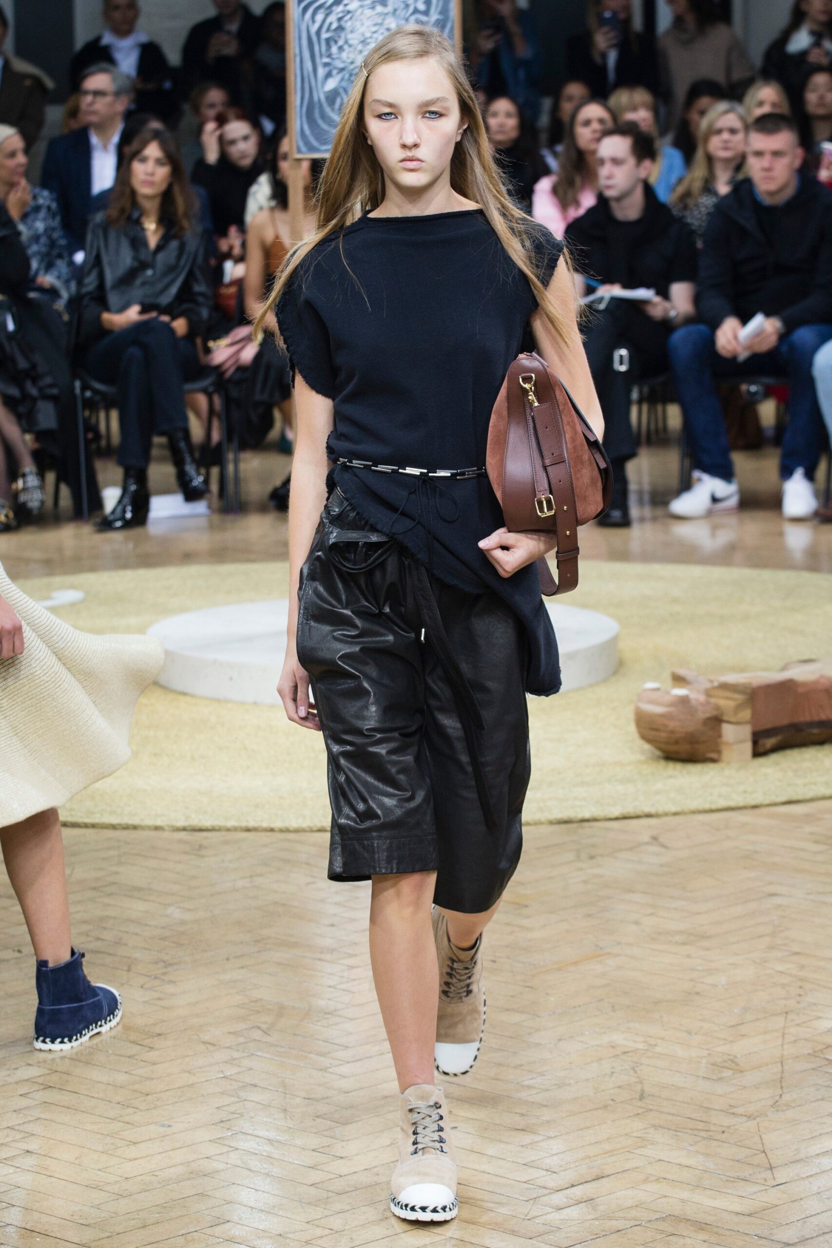 JW Anderson S/S 18 Look 17