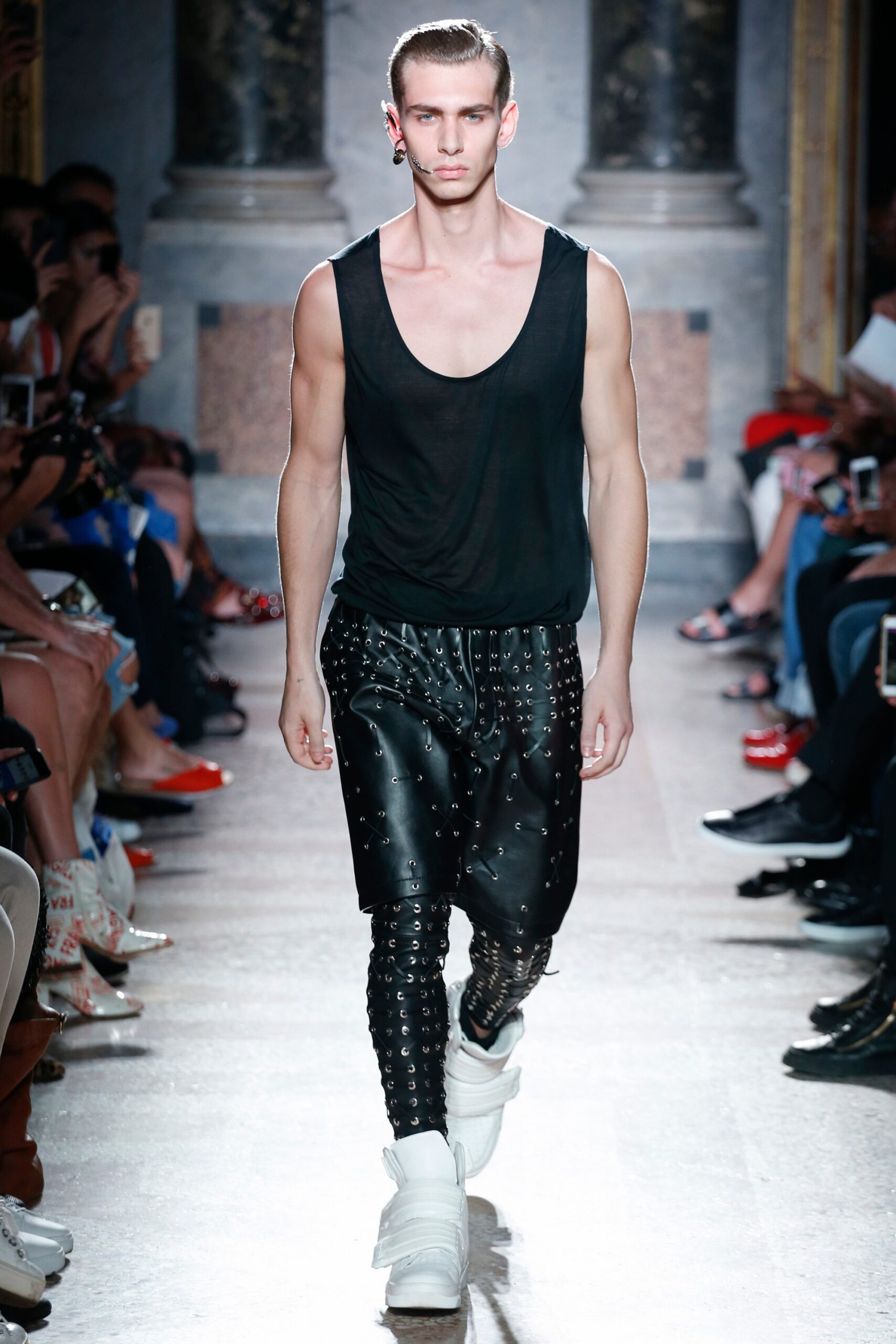 Les Hommes S/S 18 Menswear Look 2
