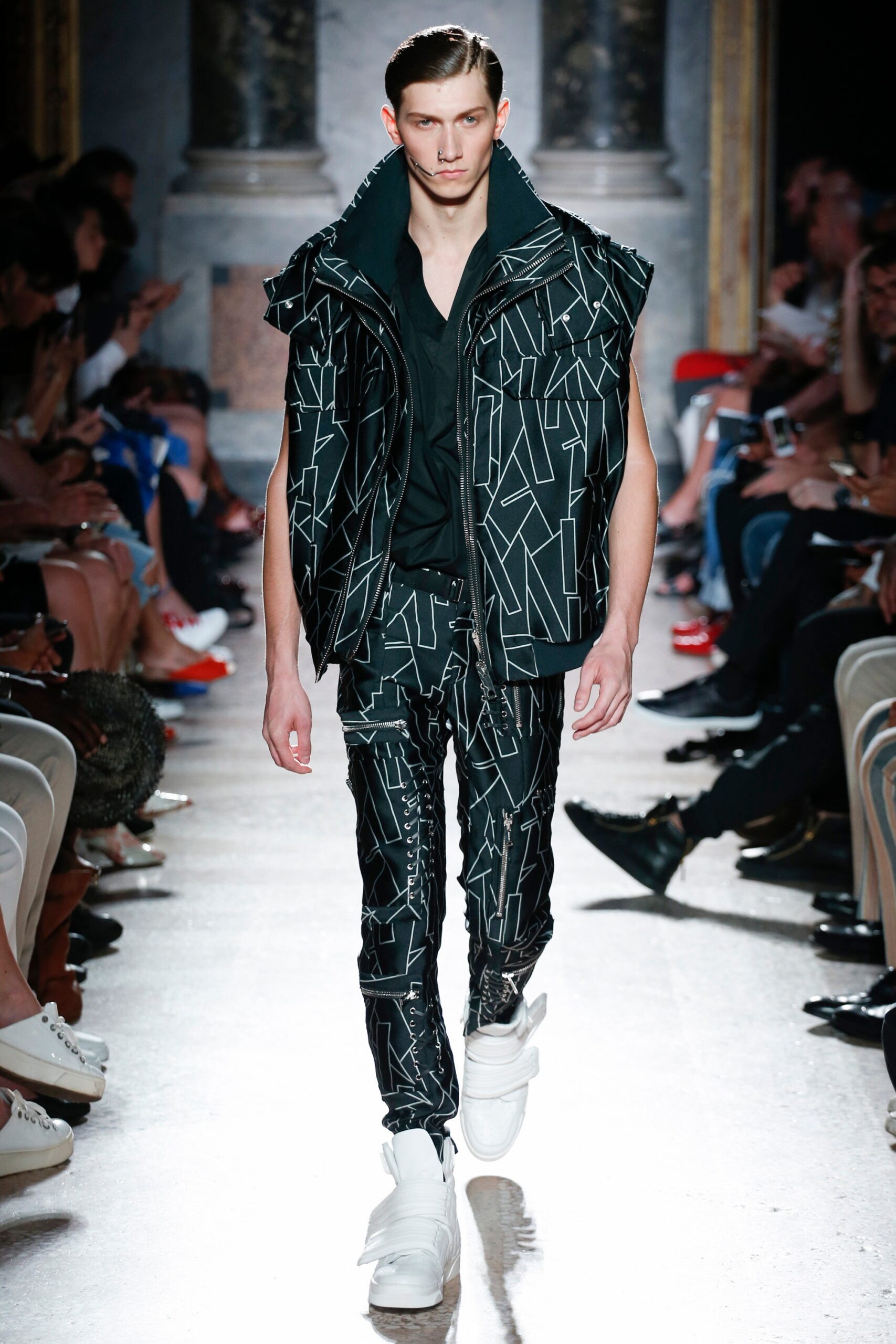 Les Hommes S/S 18 Menswear Look 11