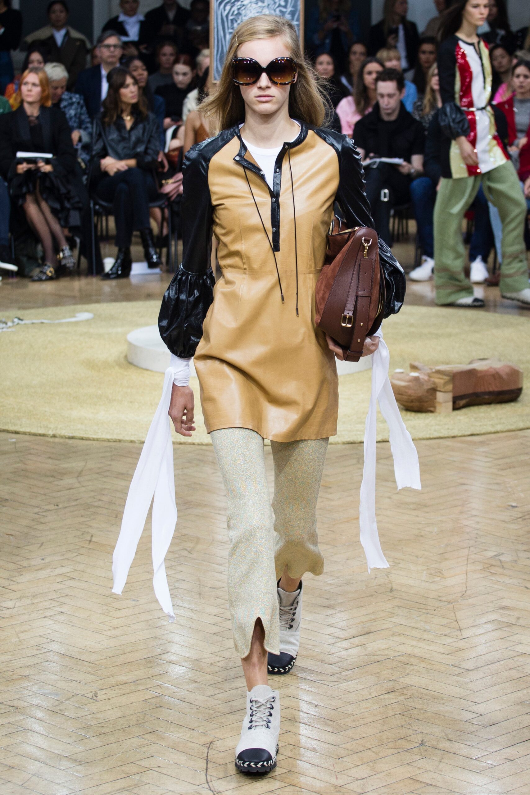 JW Anderson S/S 18 Look 32