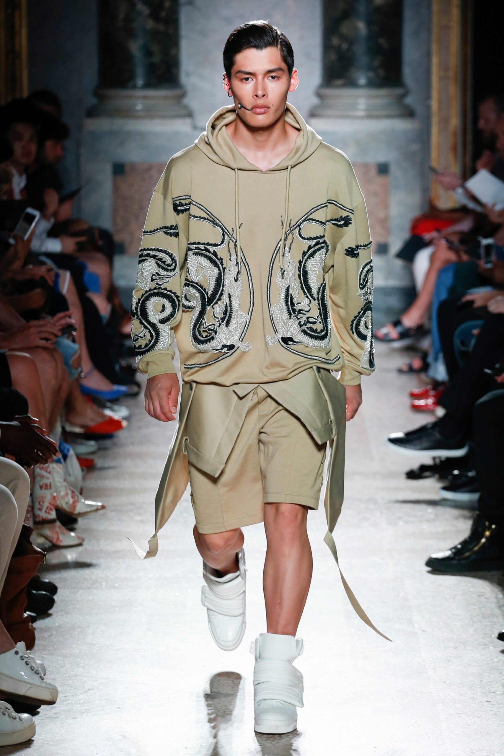 Les Hommes S/S 18 Menswear Look 22