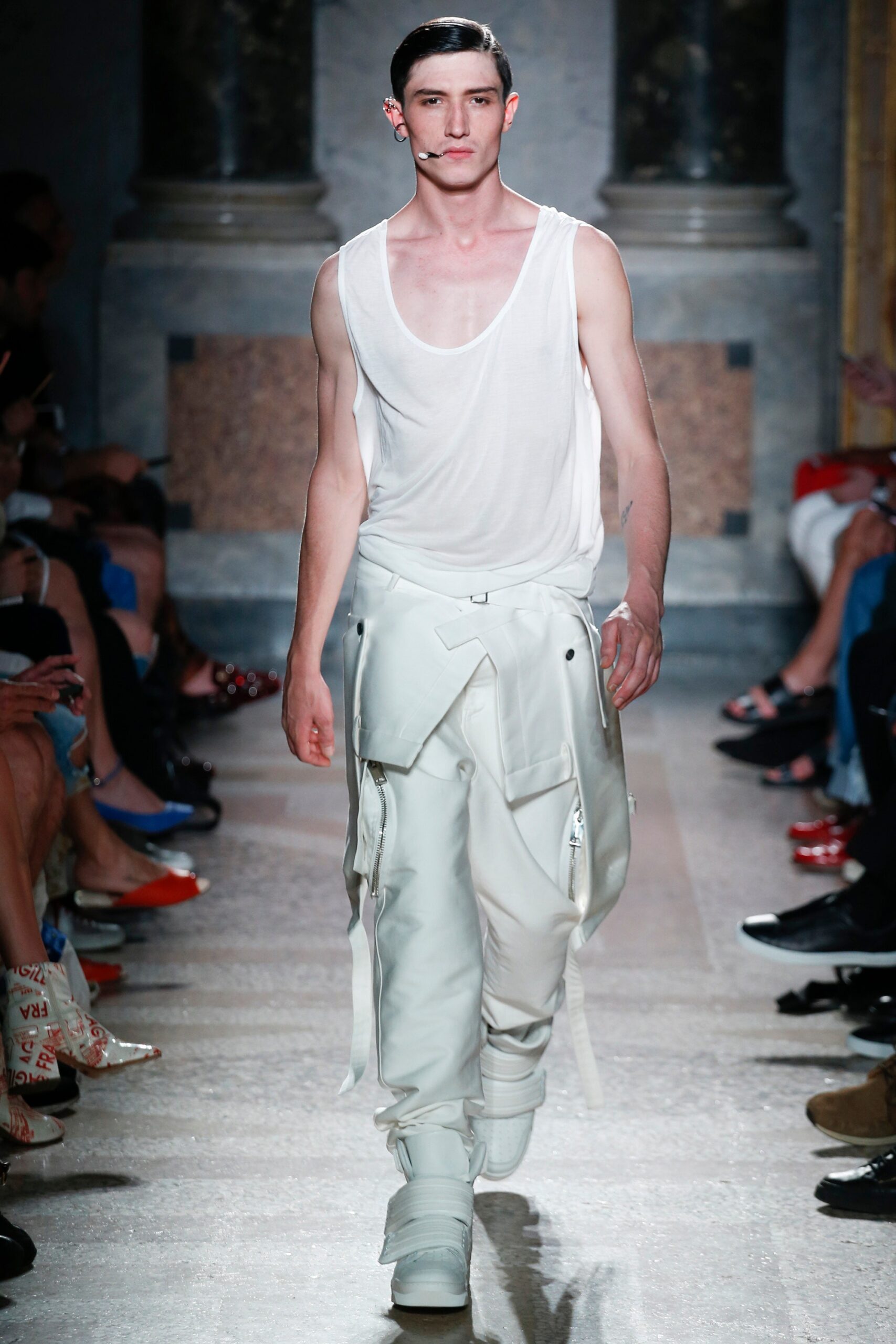 Les Hommes S/S 18 Menswear Look 25