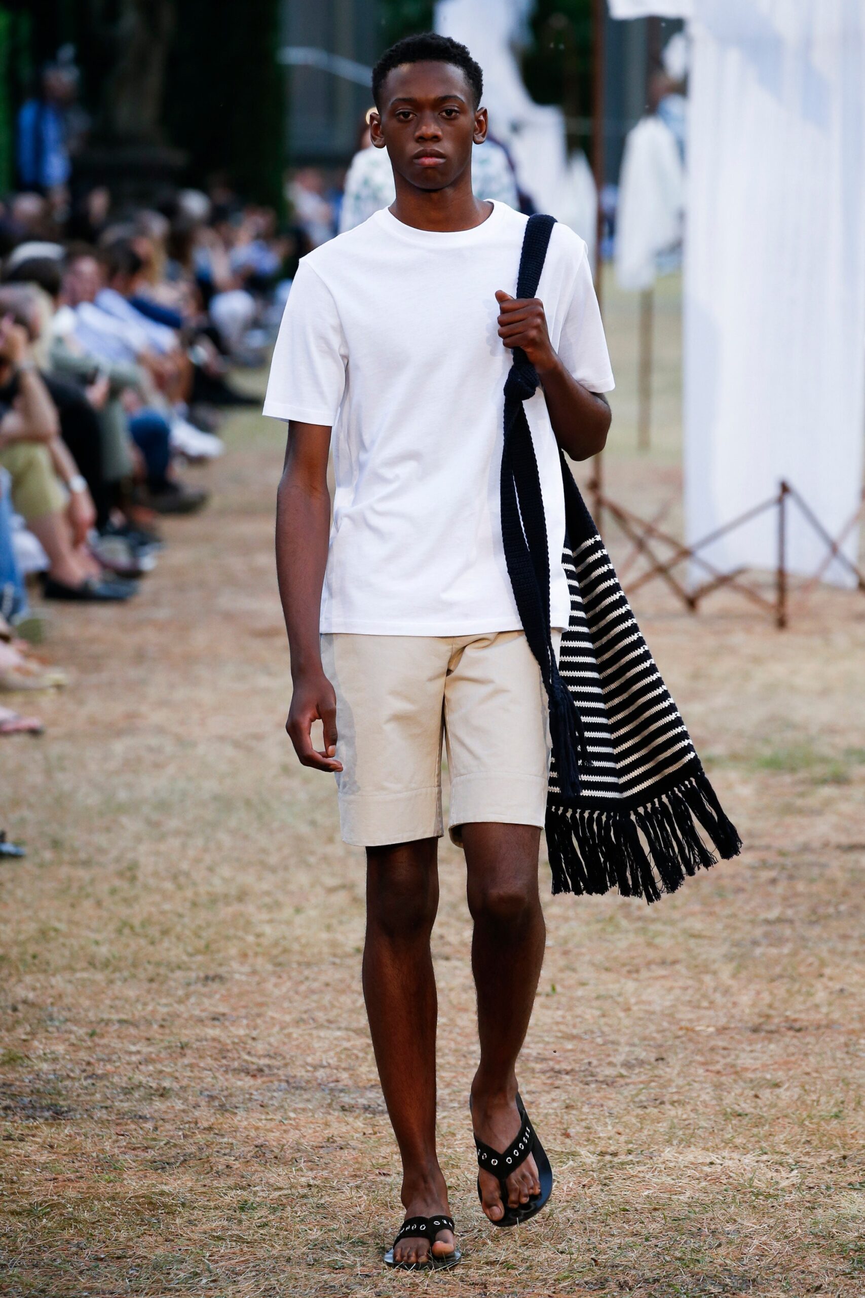 JW Anderson S/S 18 Menswear Look 2