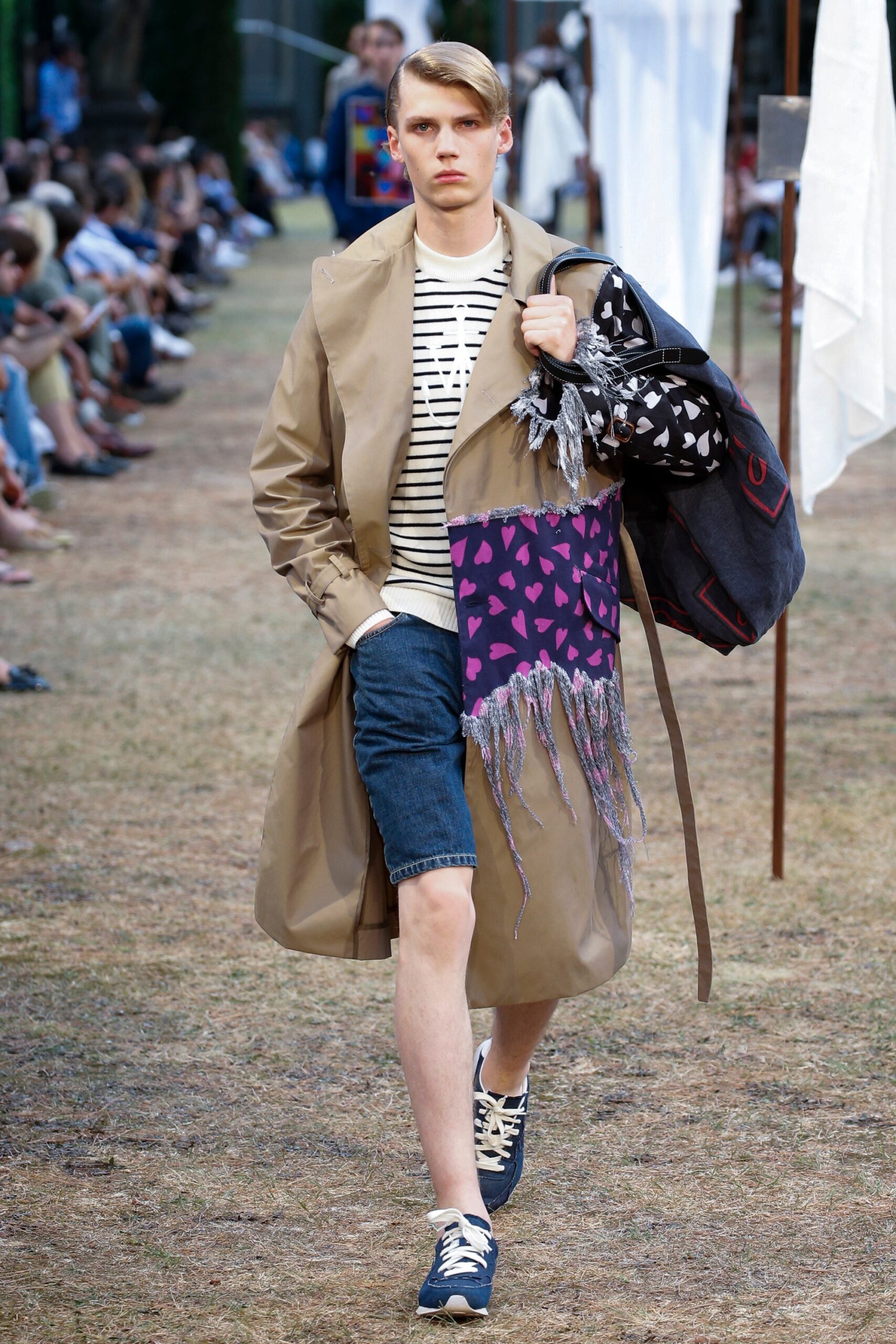JW Anderson S/S 18 Menswear Look 28