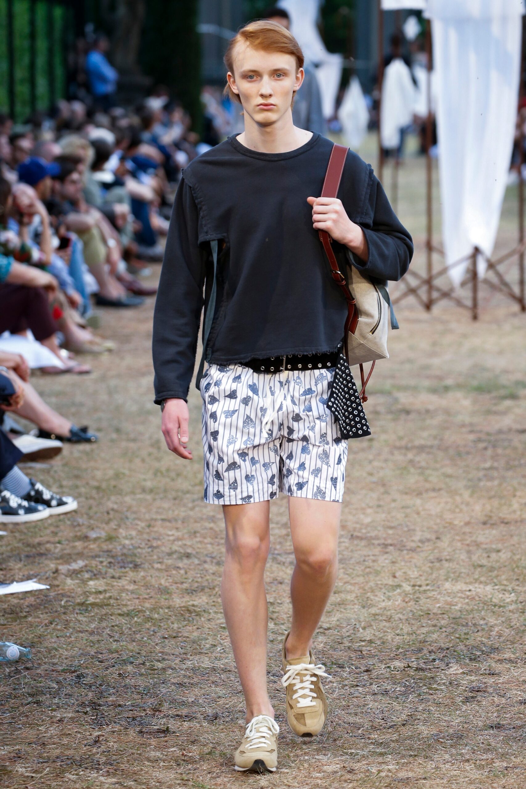JW Anderson S/S 18 Menswear Look 30