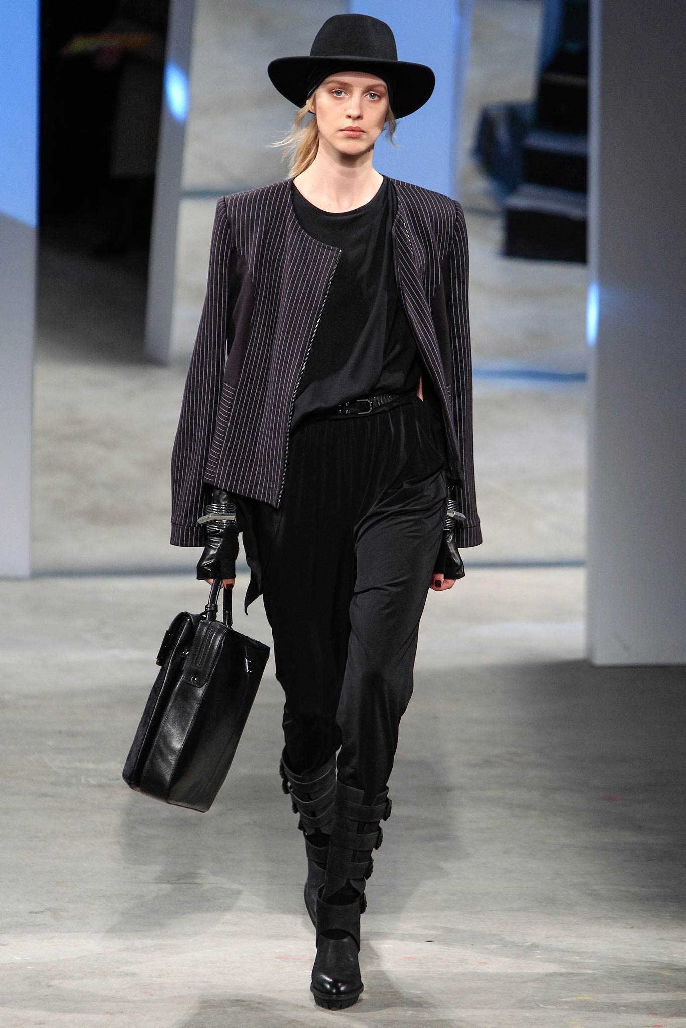 Kenneth Cole Collection F/W 14 Look 6