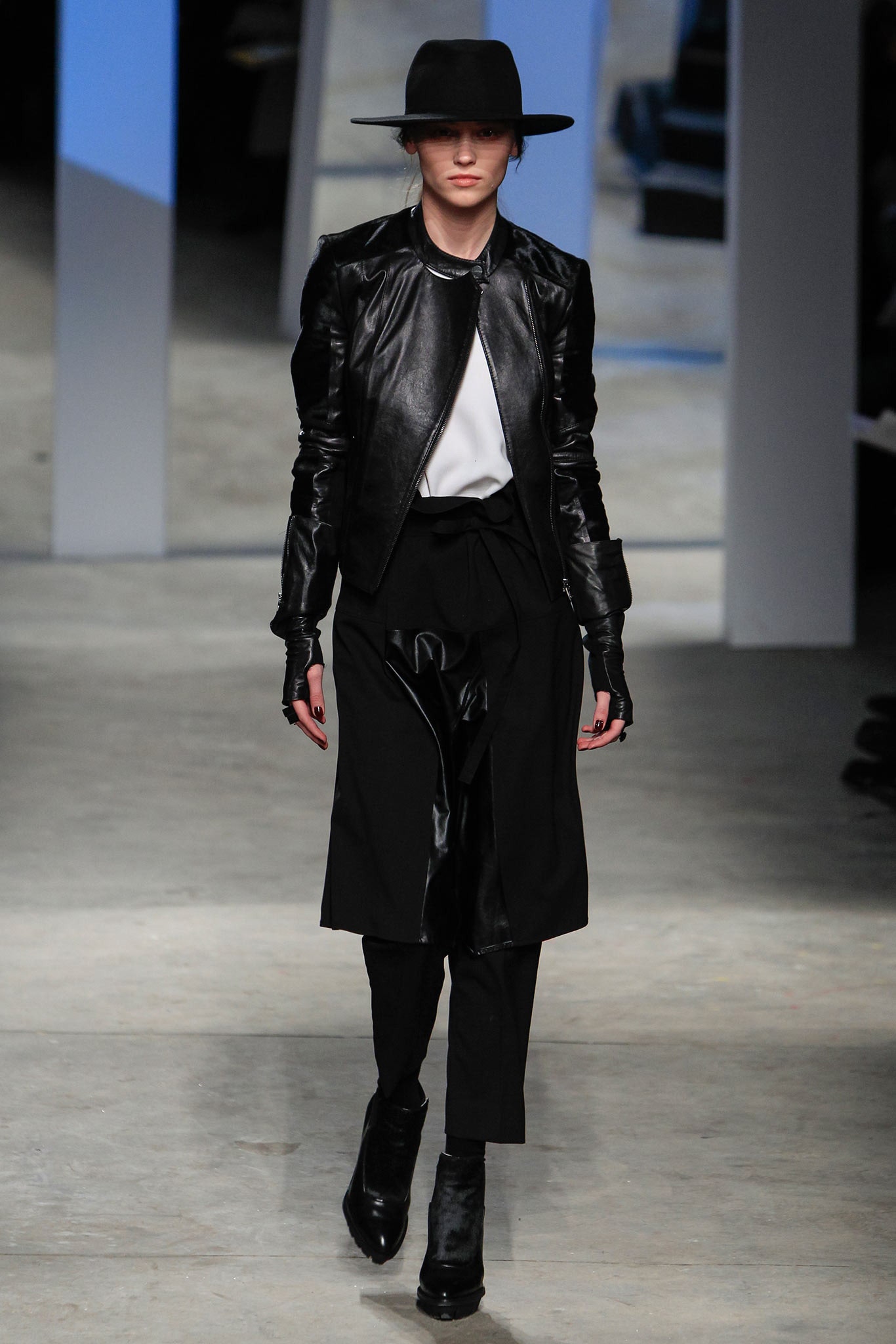 Kenneth Cole Collection F/W 14 Look 14