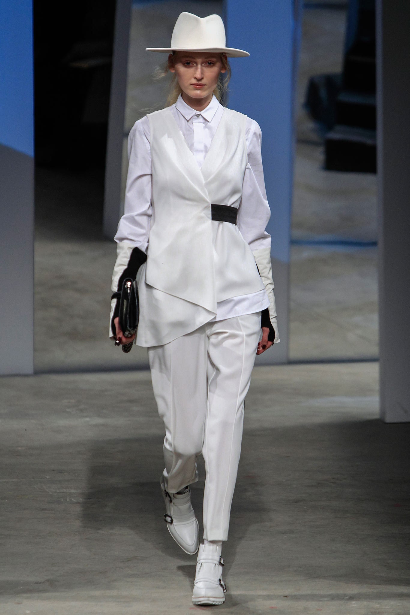 Kenneth Cole Collection F/W 14 Look 32