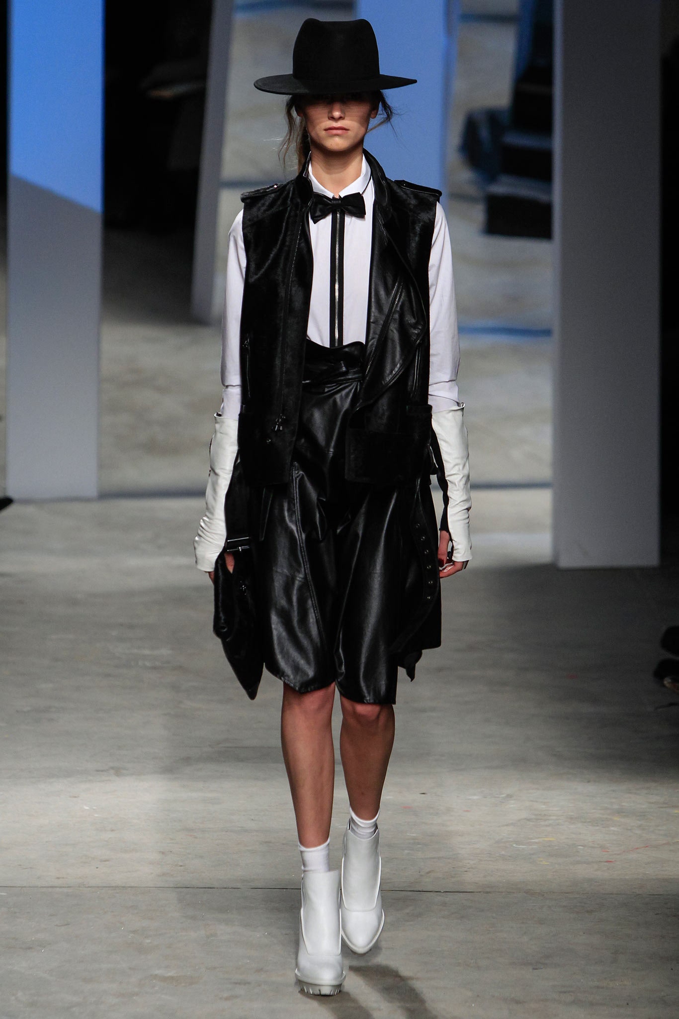 Kenneth Cole Collection F/W 14 Look 36