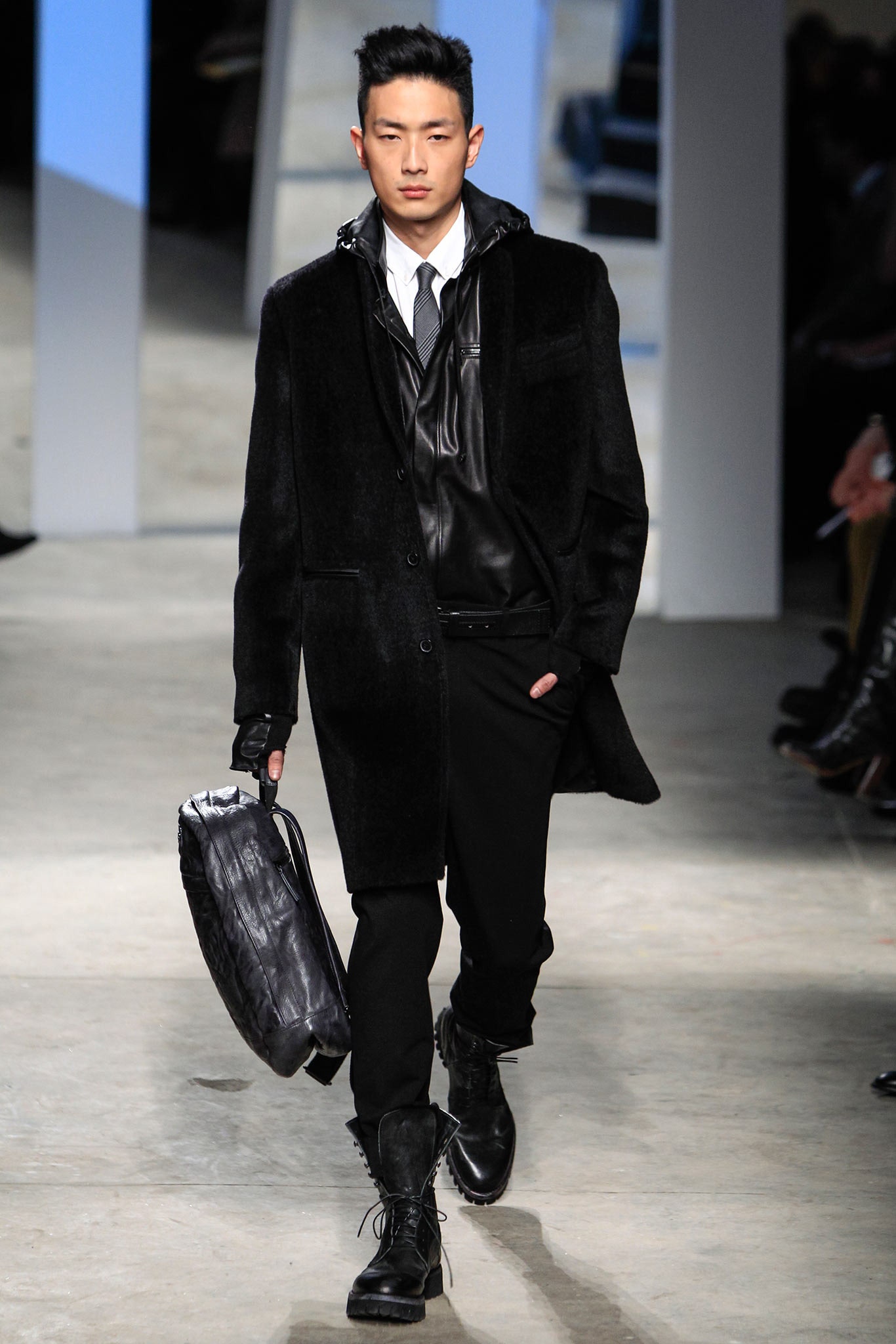 Kenneth Cole Collection F/W 14 Look 37