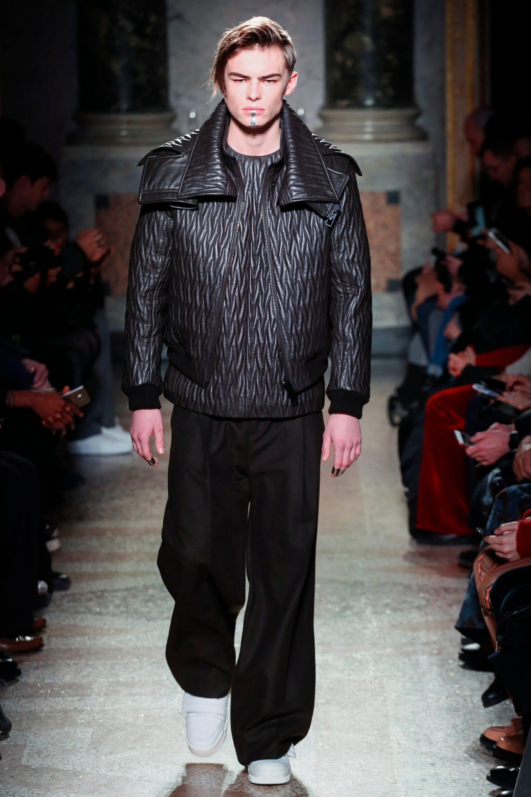 Les Hommes F/W 18 Menswear Look 2