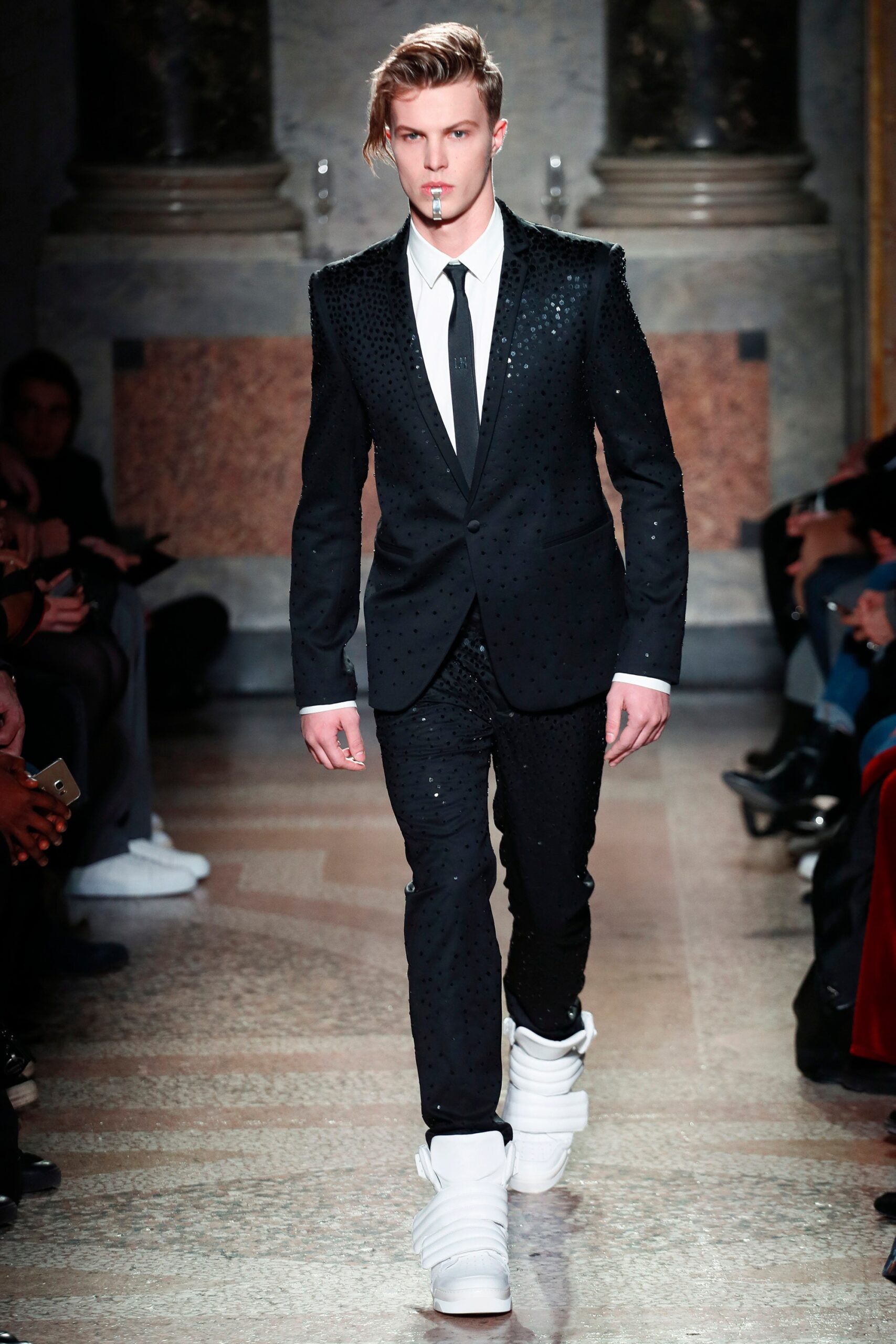 Les Hommes F/W 18 Menswear Look 32
