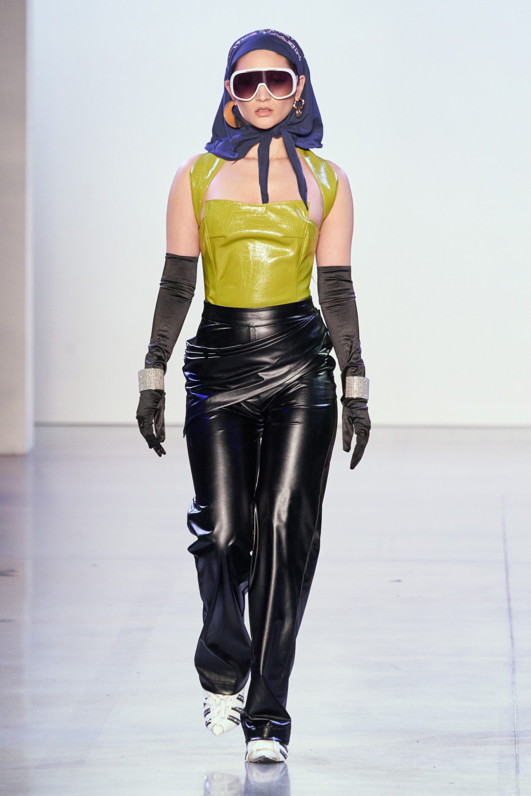 Kim Shui F/W 20 Look 15