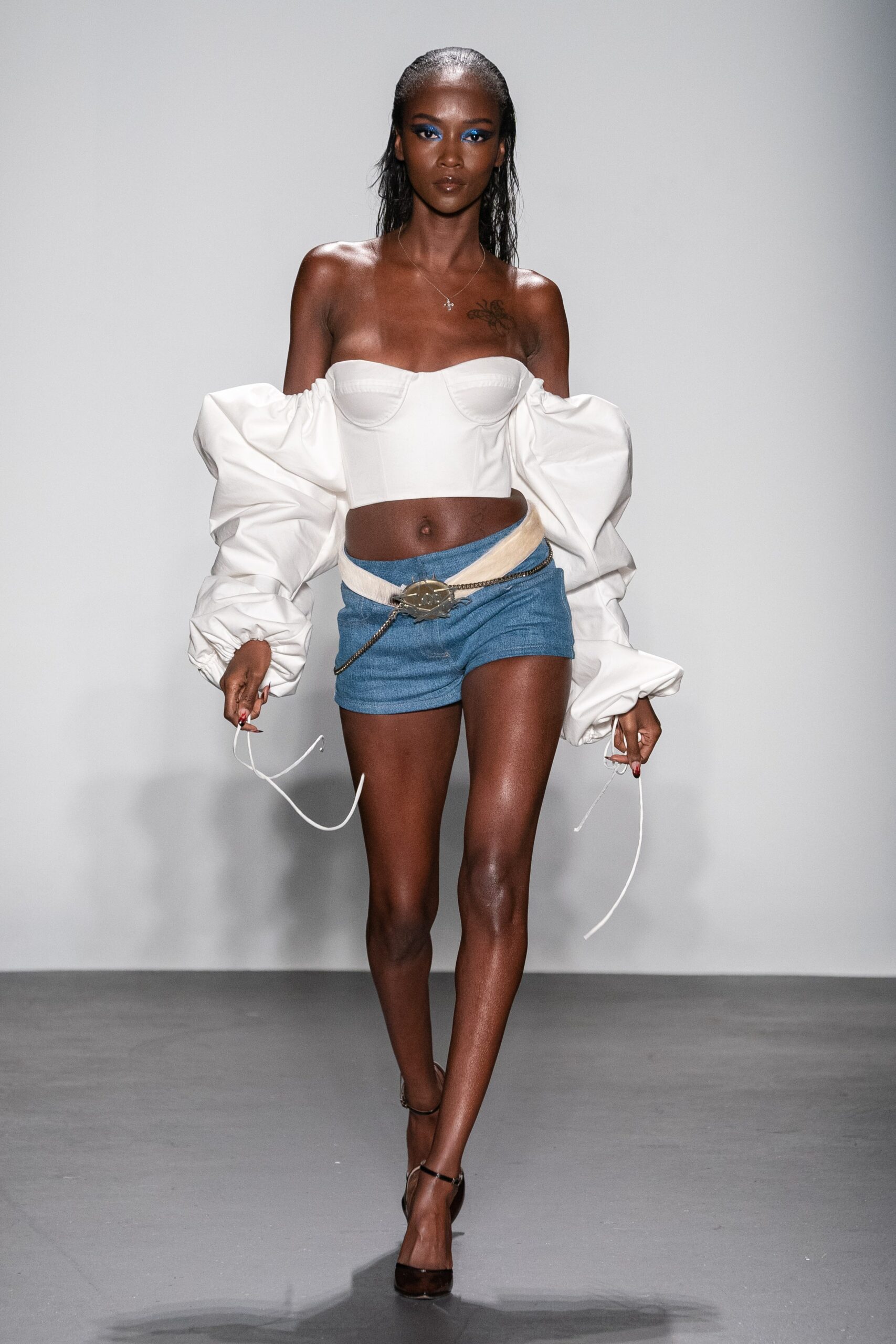 LaQuan Smith S/S 20 Look 15