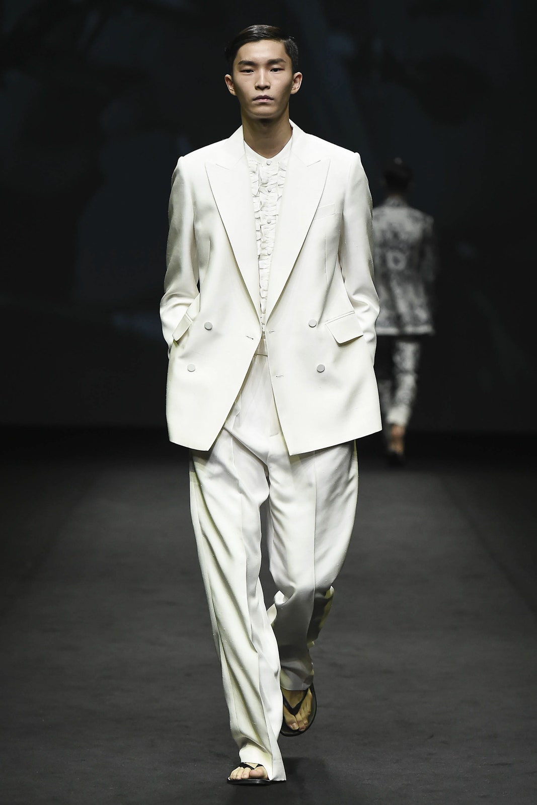 Kim Seo Ryong Seoul S/S 17 Look 4