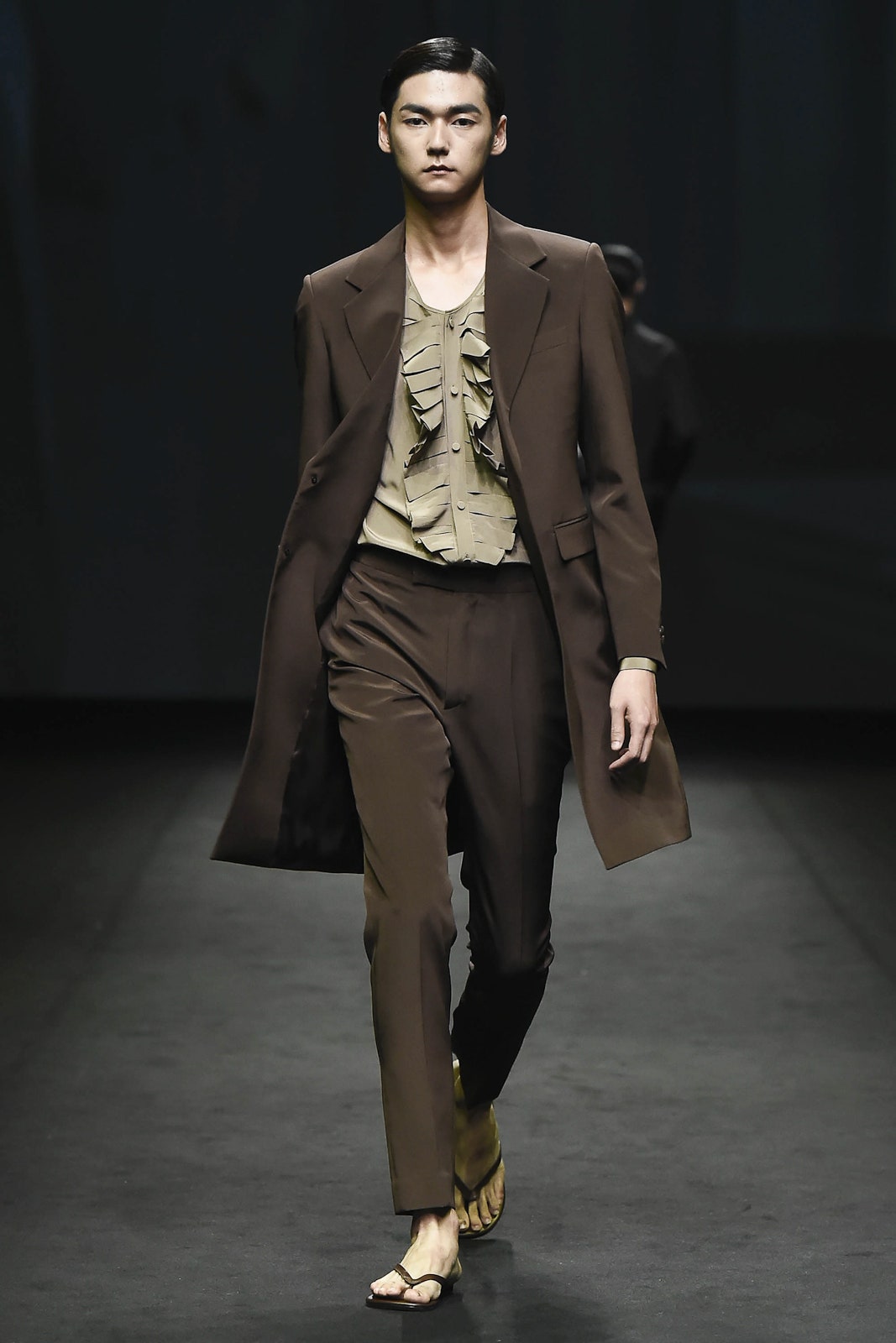 Kim Seo Ryong Seoul S/S 17 Look 13