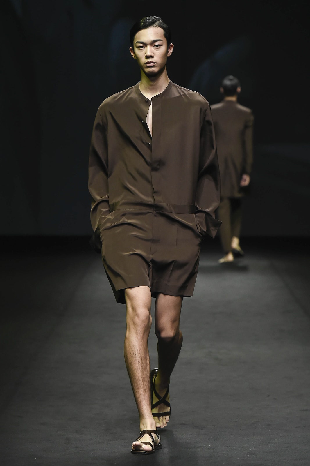 Kim Seo Ryong Seoul S/S 17 Look 14