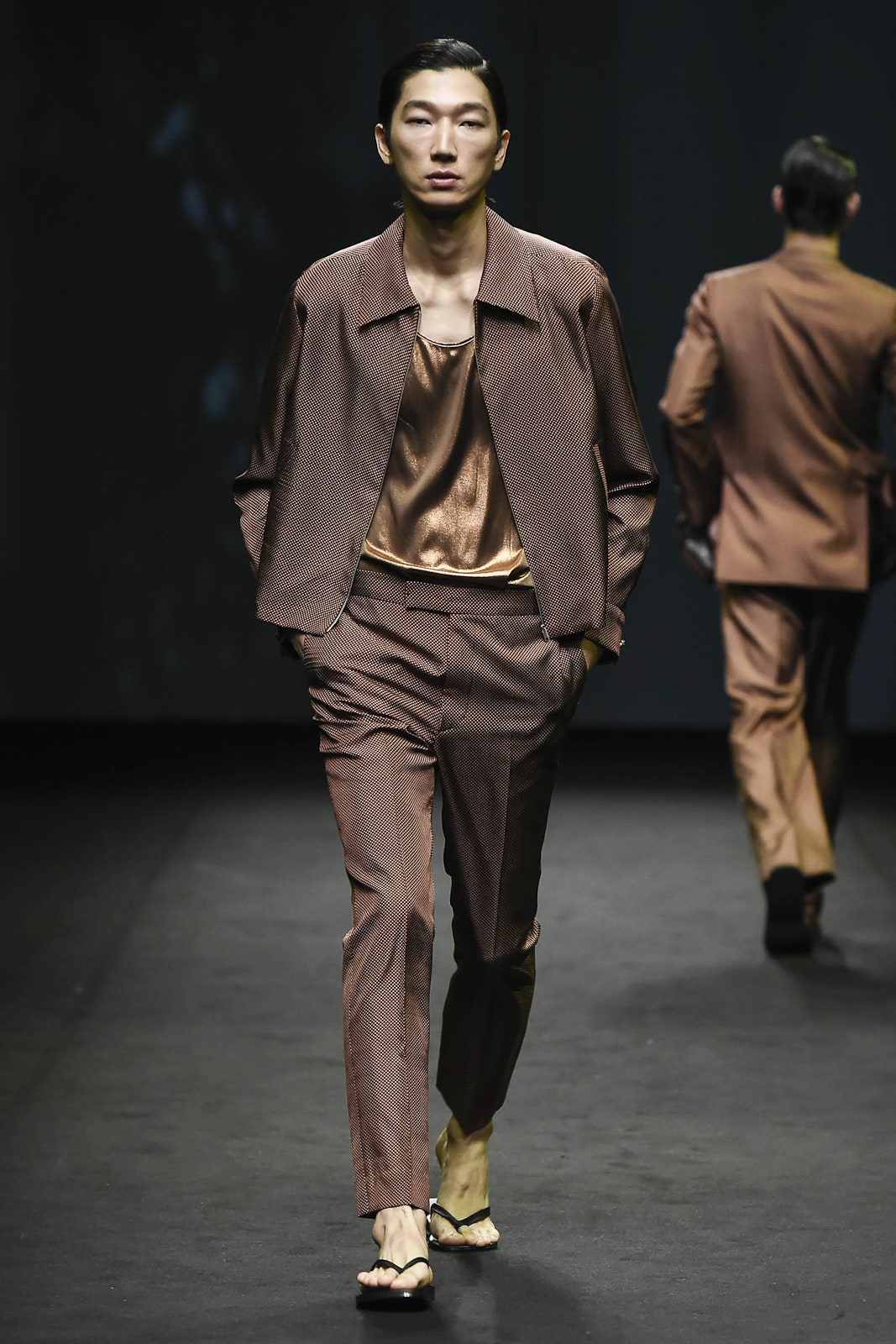 Kim Seo Ryong Seoul S/S 17 Look 21