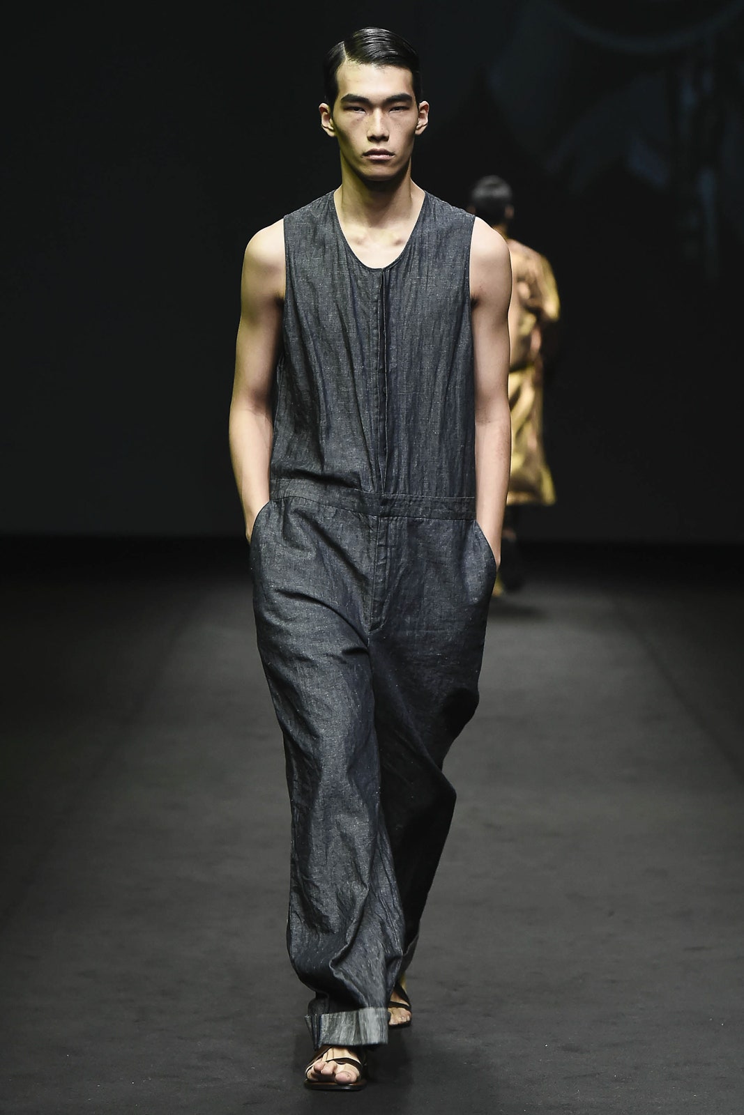 Kim Seo Ryong Seoul S/S 17 Look 25