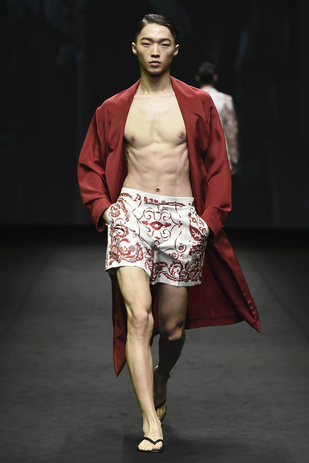 Kim Seo Ryong Seoul S/S 17 Look 29