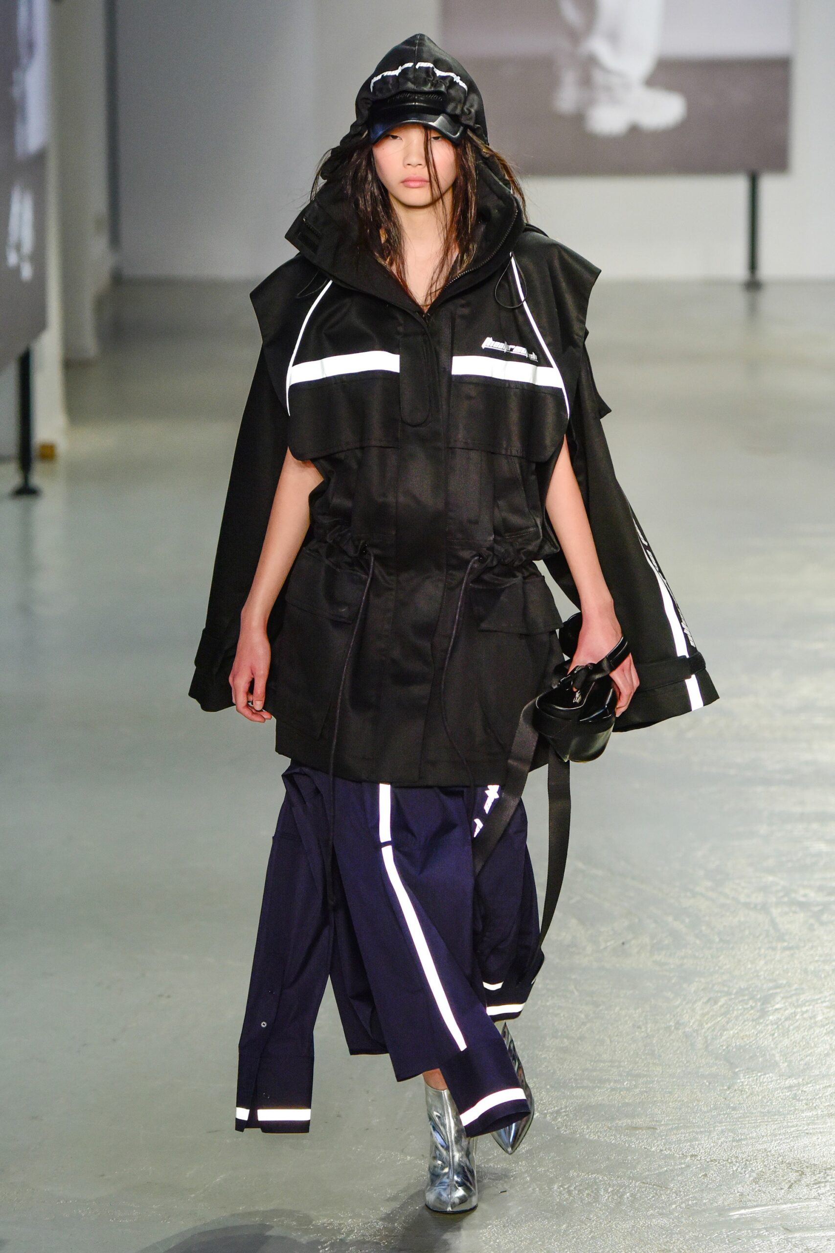 Juun.J S/S 19 Menswear Look 15