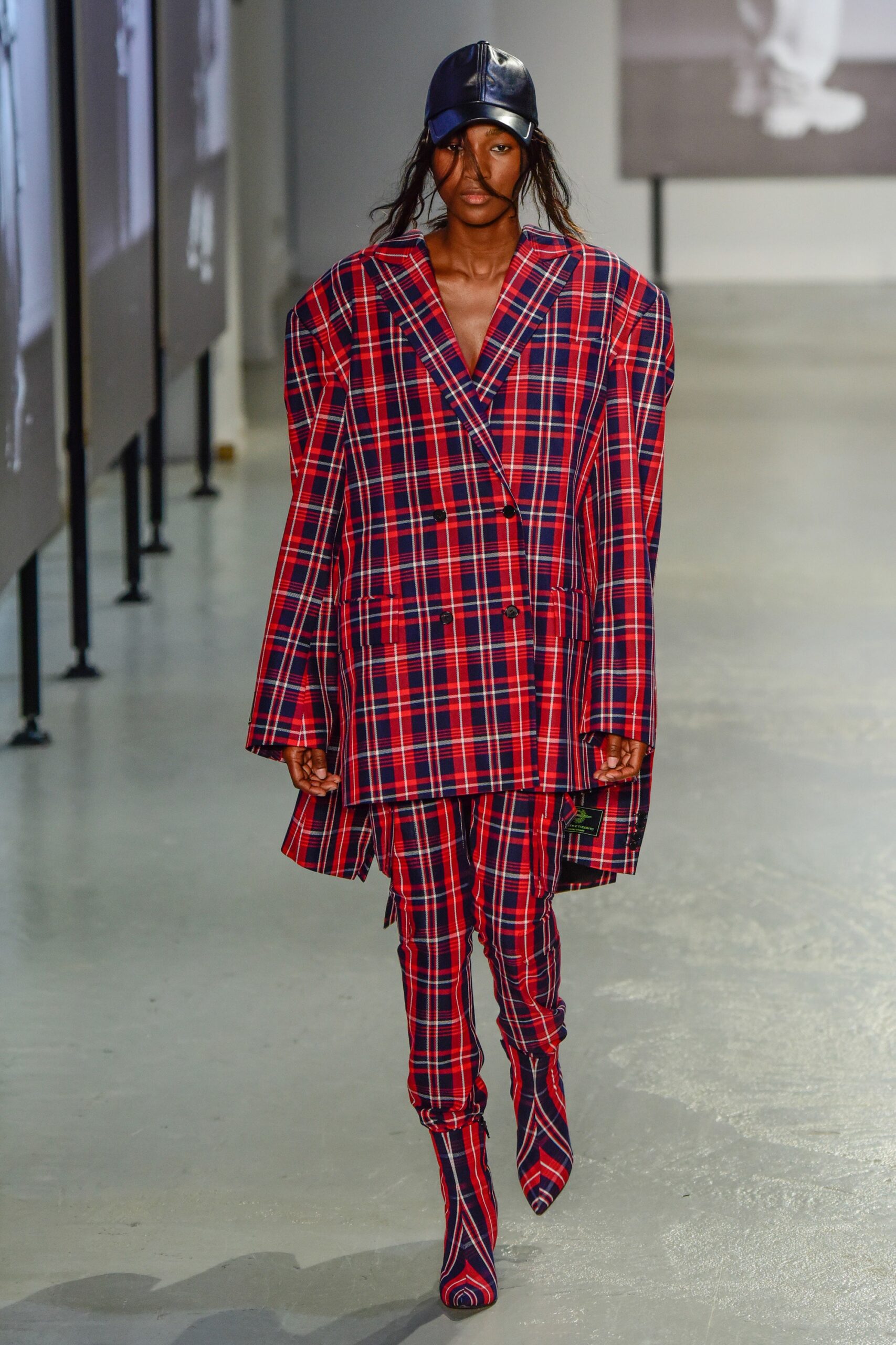 Juun.J S/S 19 Menswear Look 23