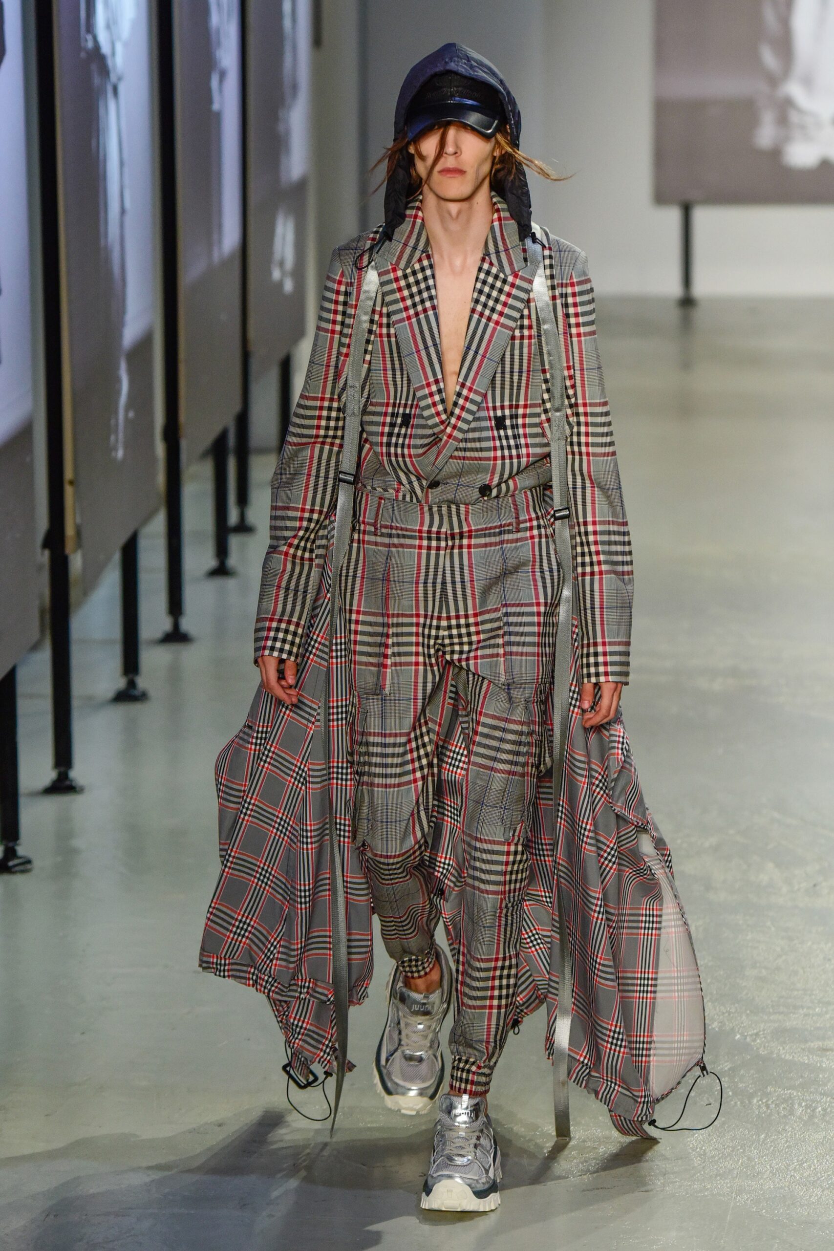 Juun.J S/S 19 Menswear Look 25