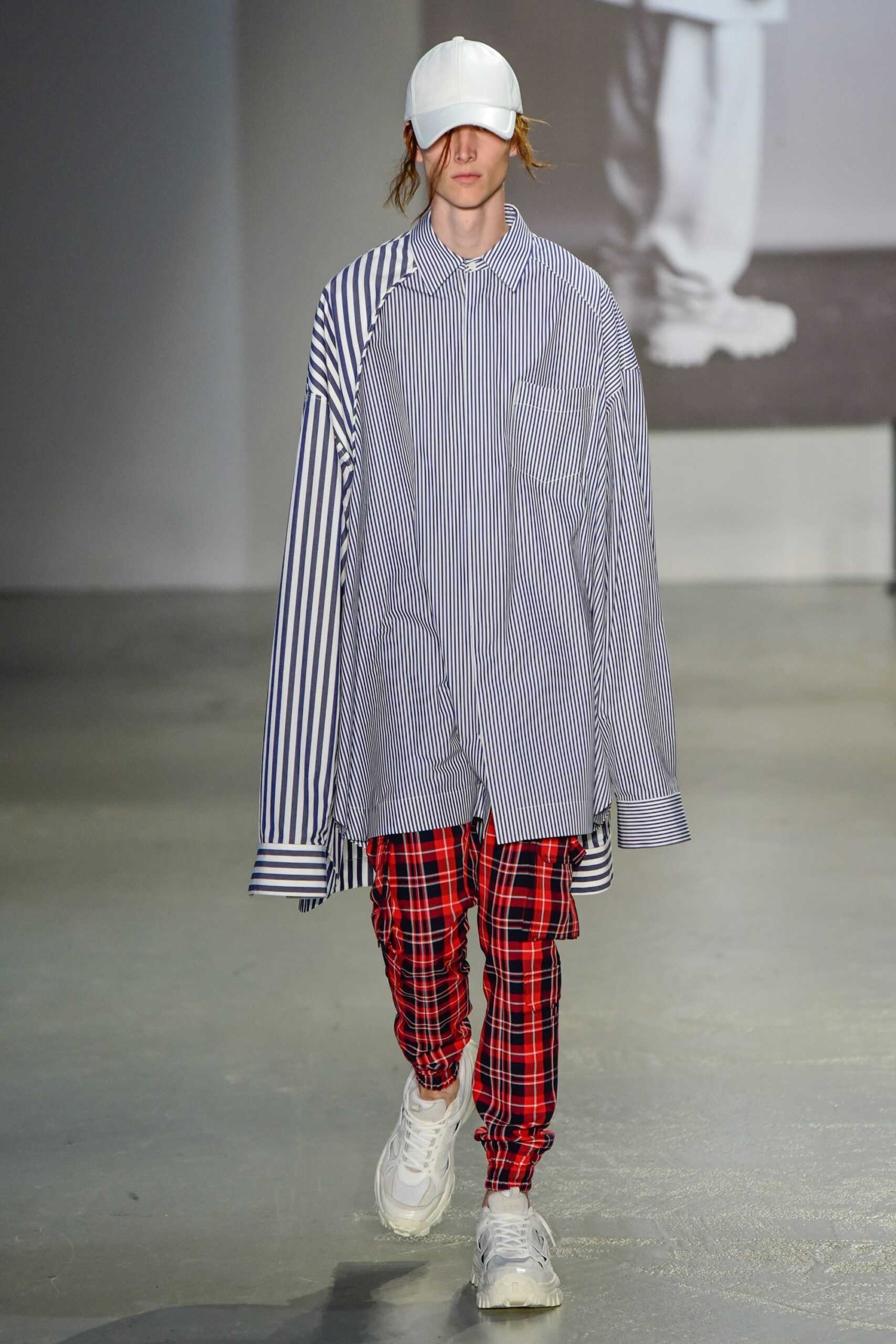 Juun.J S/S 19 Menswear Look 27