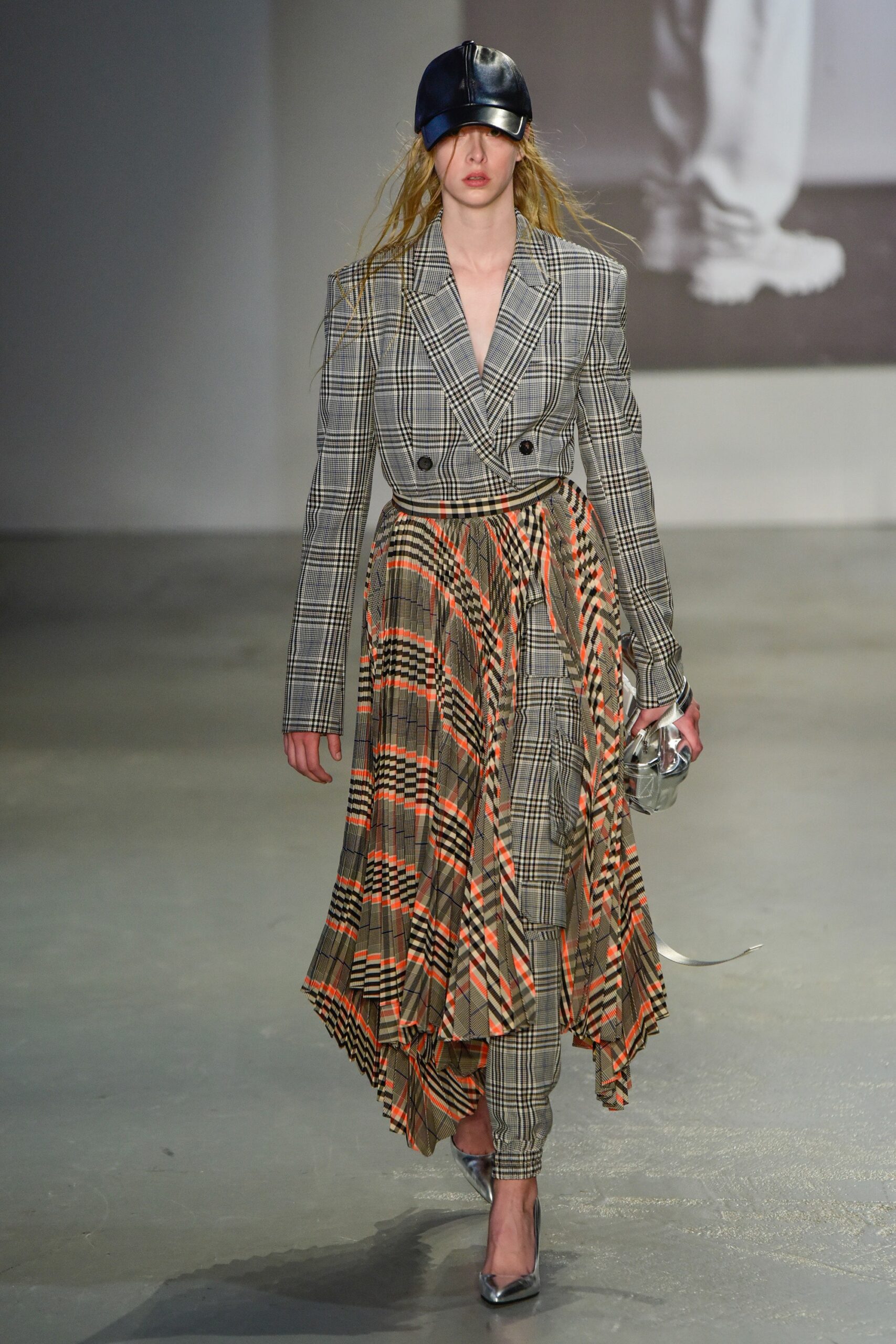 Juun.J S/S 19 Menswear Look 32