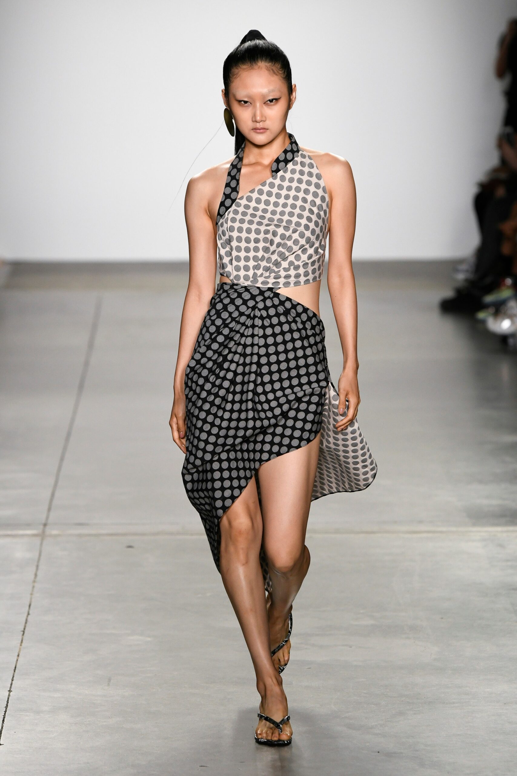 Kim Shui S/S 19 Look 1