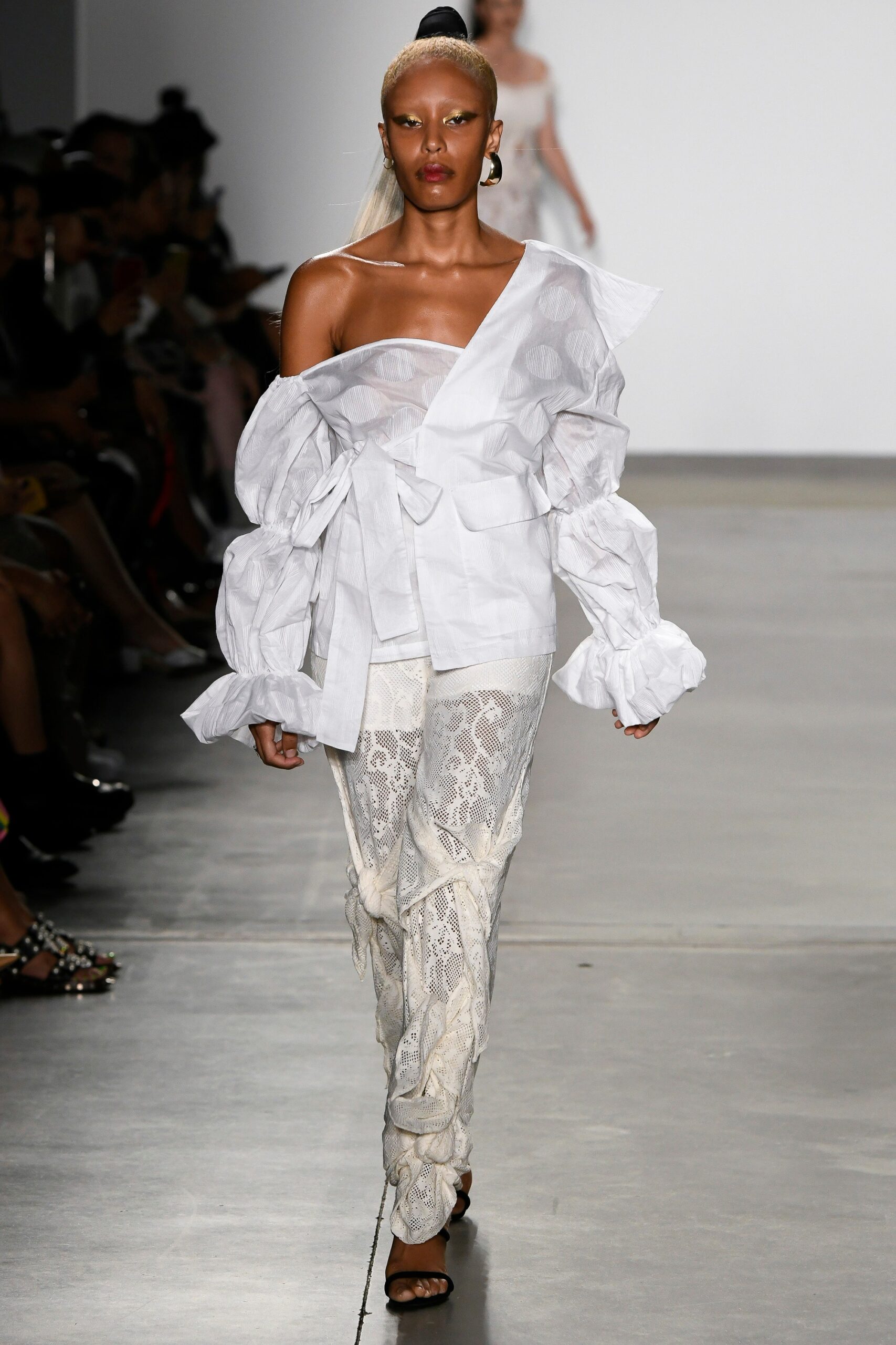 Kim Shui S/S 19 Look 3