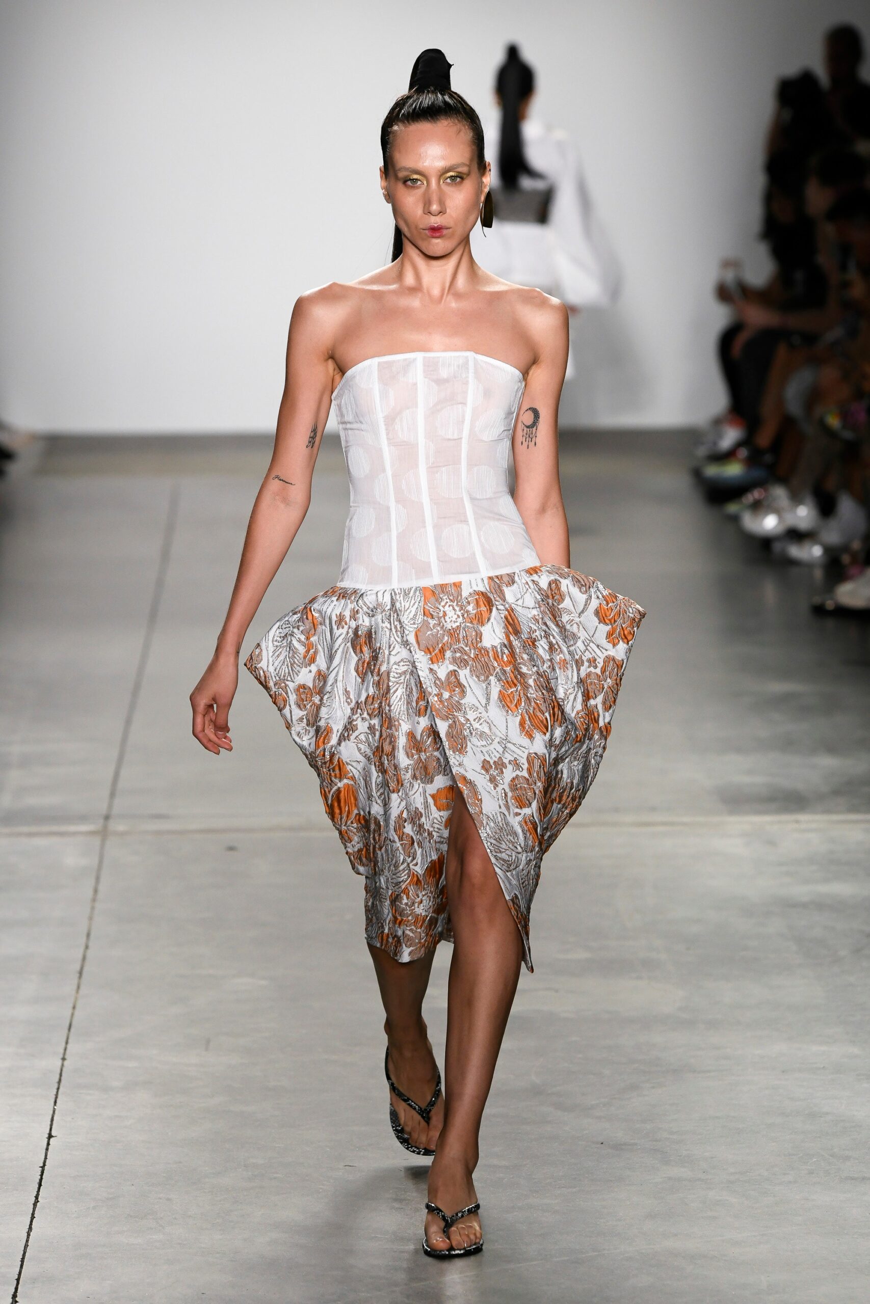 Kim Shui S/S 19 Look 6