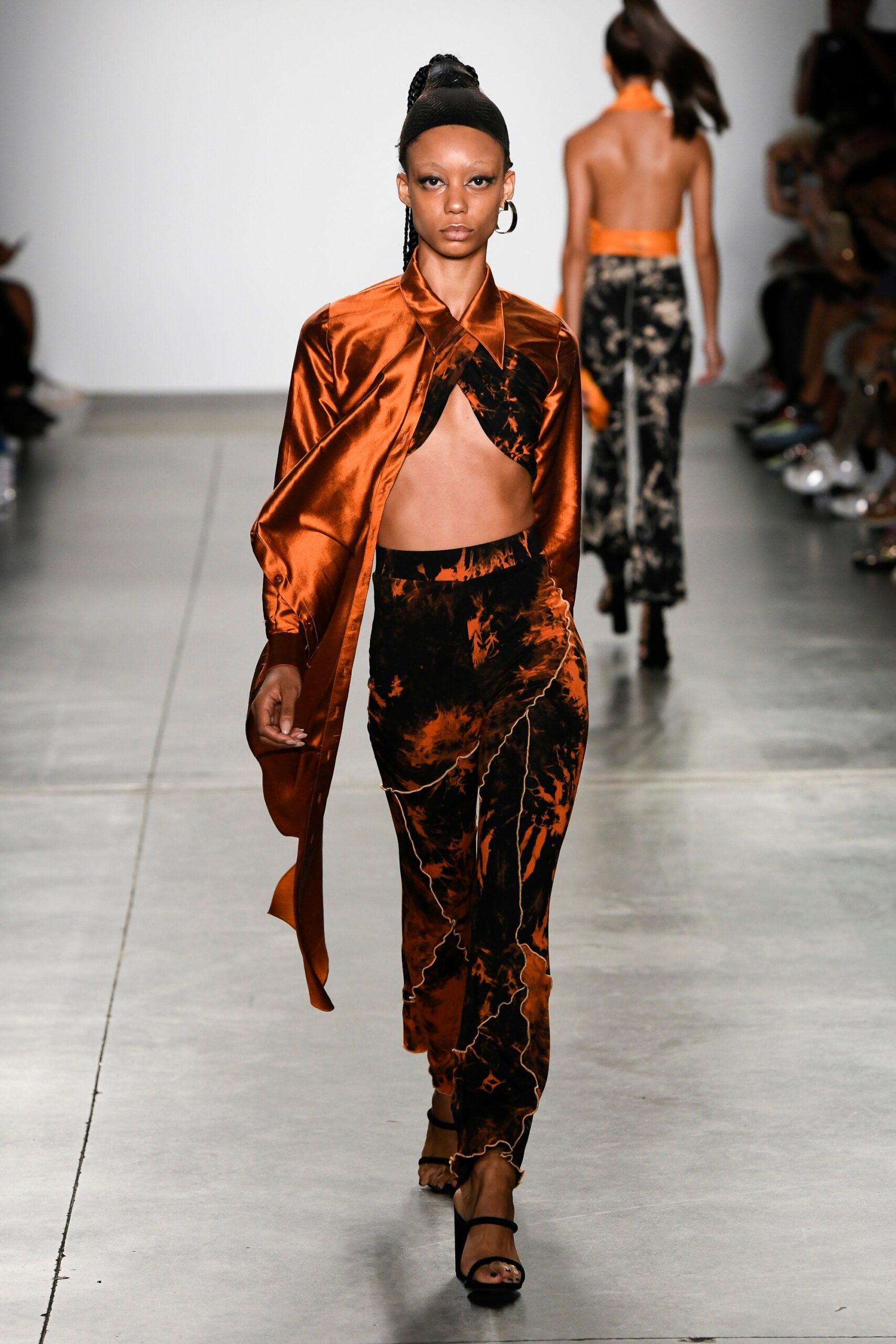 Kim Shui S/S 19 Look 14